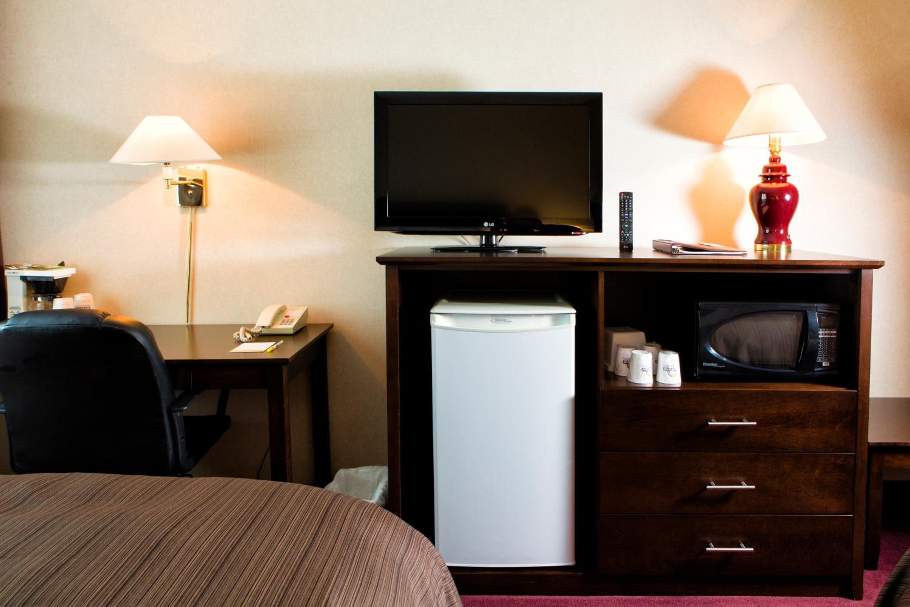 Double Room with Two Double Beds - Non-Smoking - Photo 3