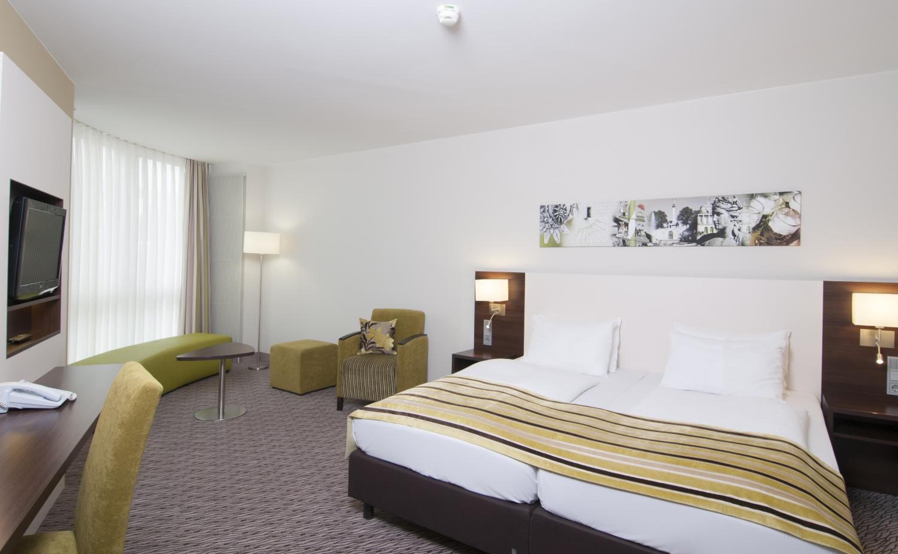 Standard Double Room - Photo 5