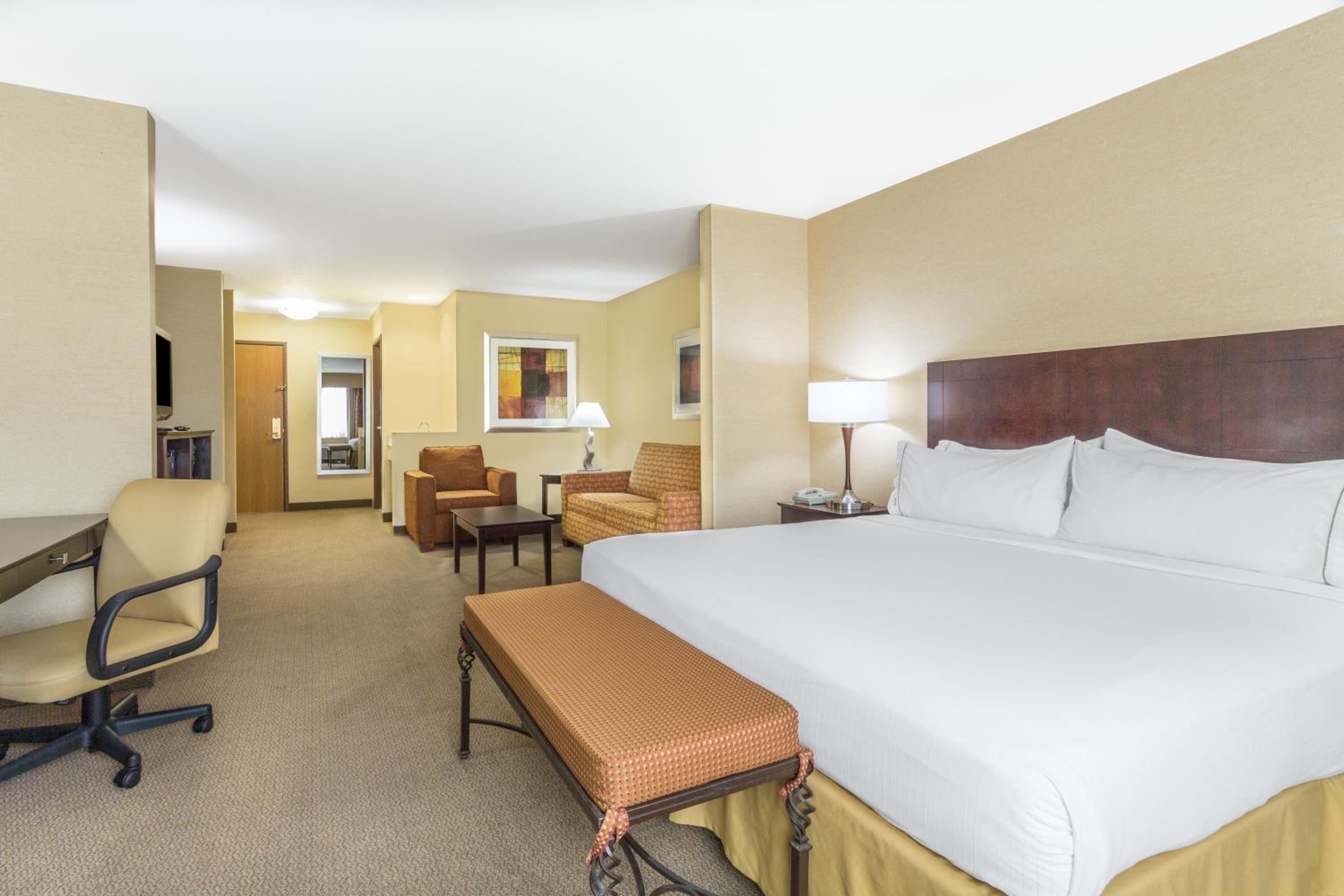 King Suite with Sofa Bed