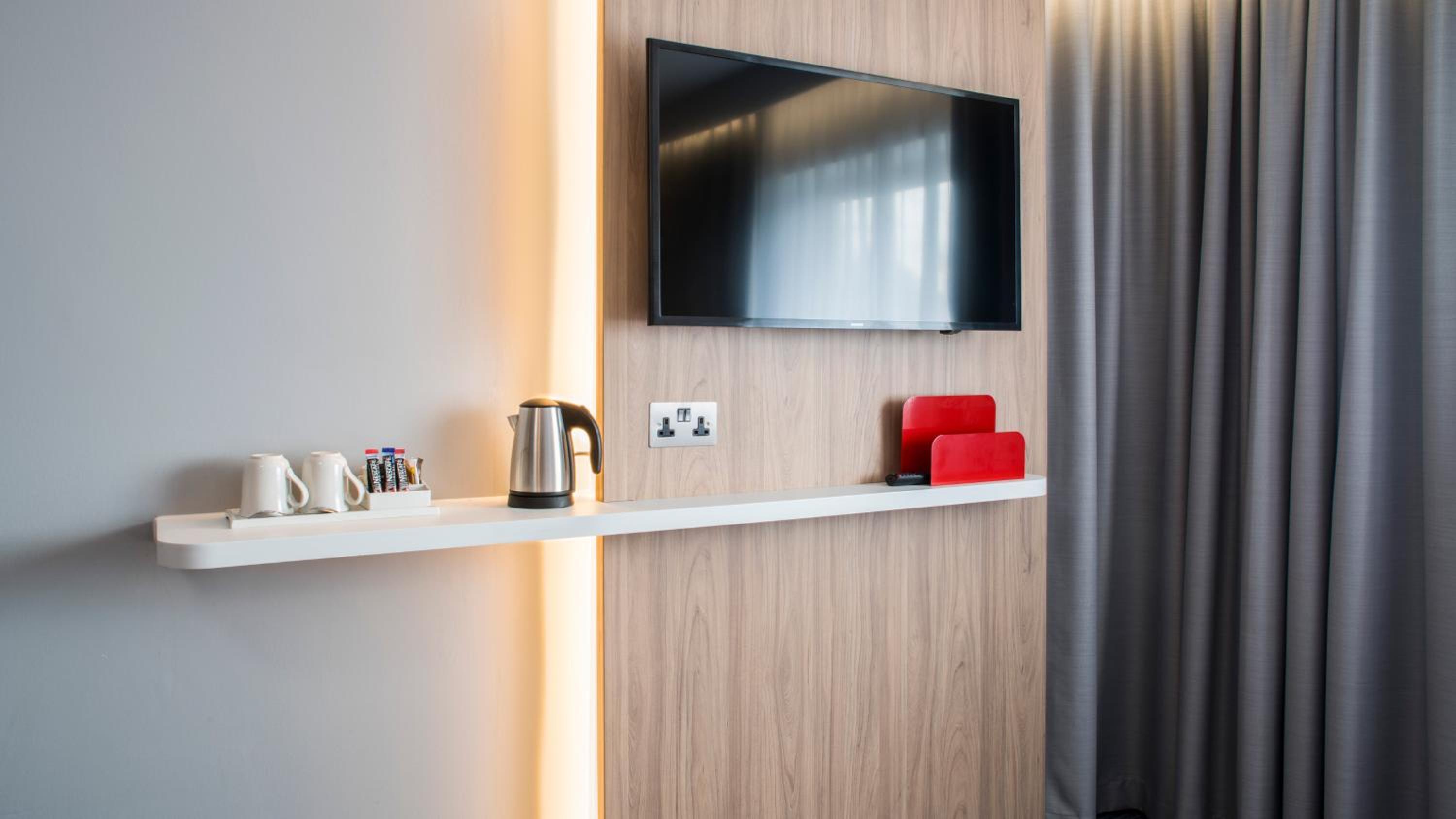 Standard Twin Room photo 3