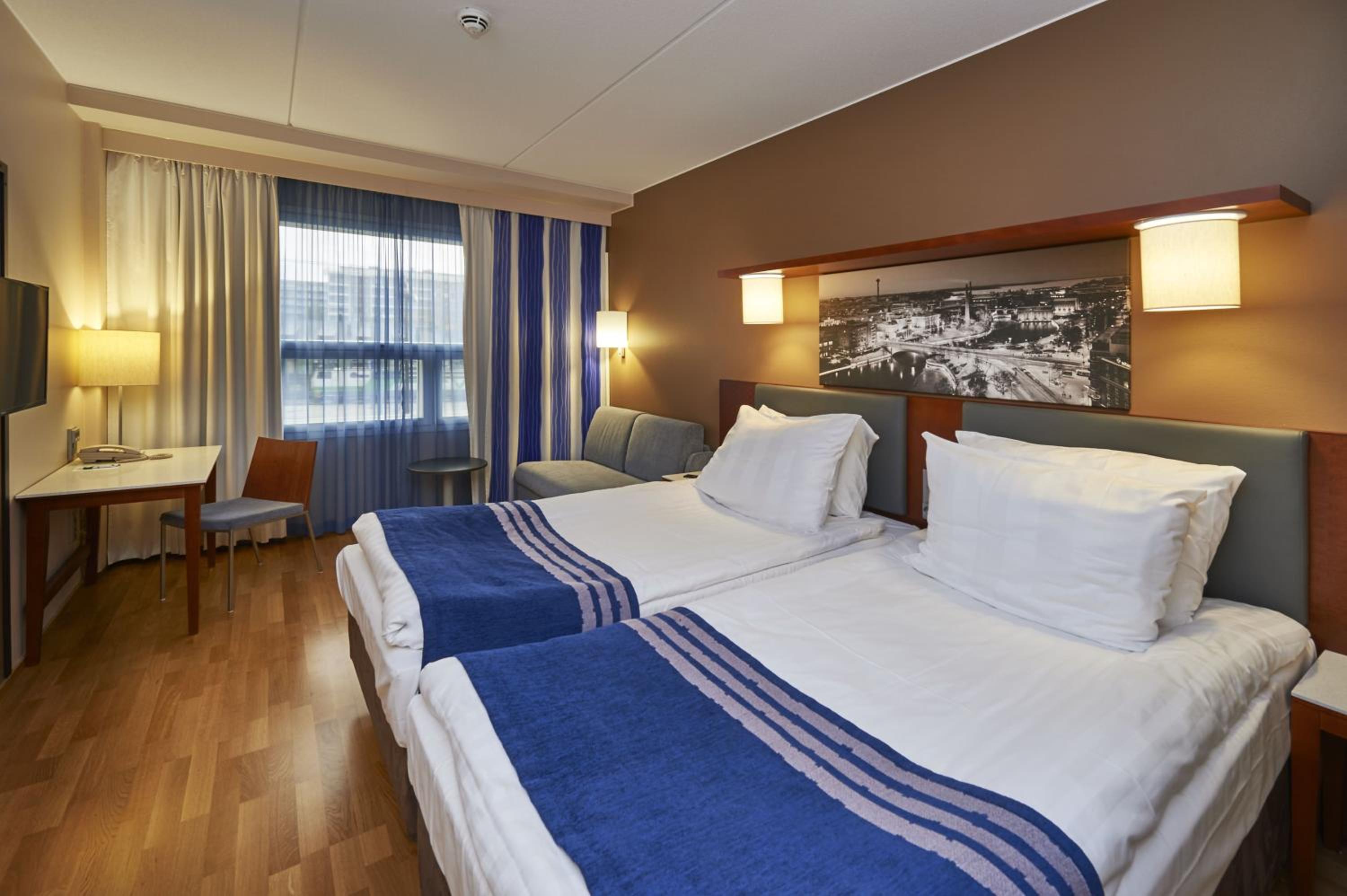 Standard Room with Two Single Beds - Photo 3