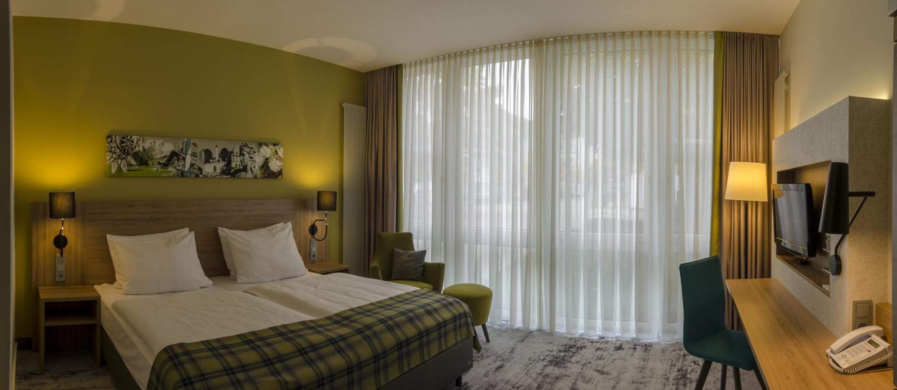 Standard Queen Room - Photo 2
