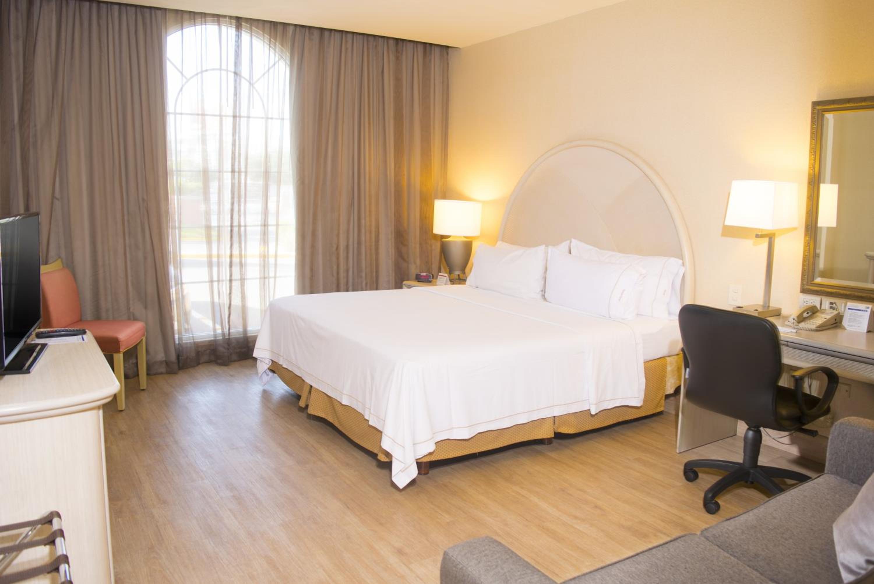 Standard King Room with Kitchenette