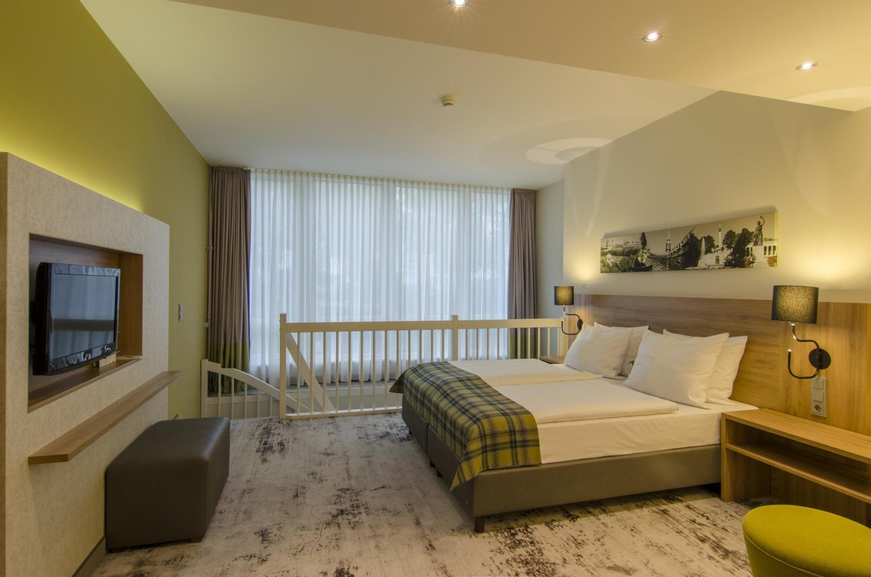 King Suite with Sofa Bed - Photo 2