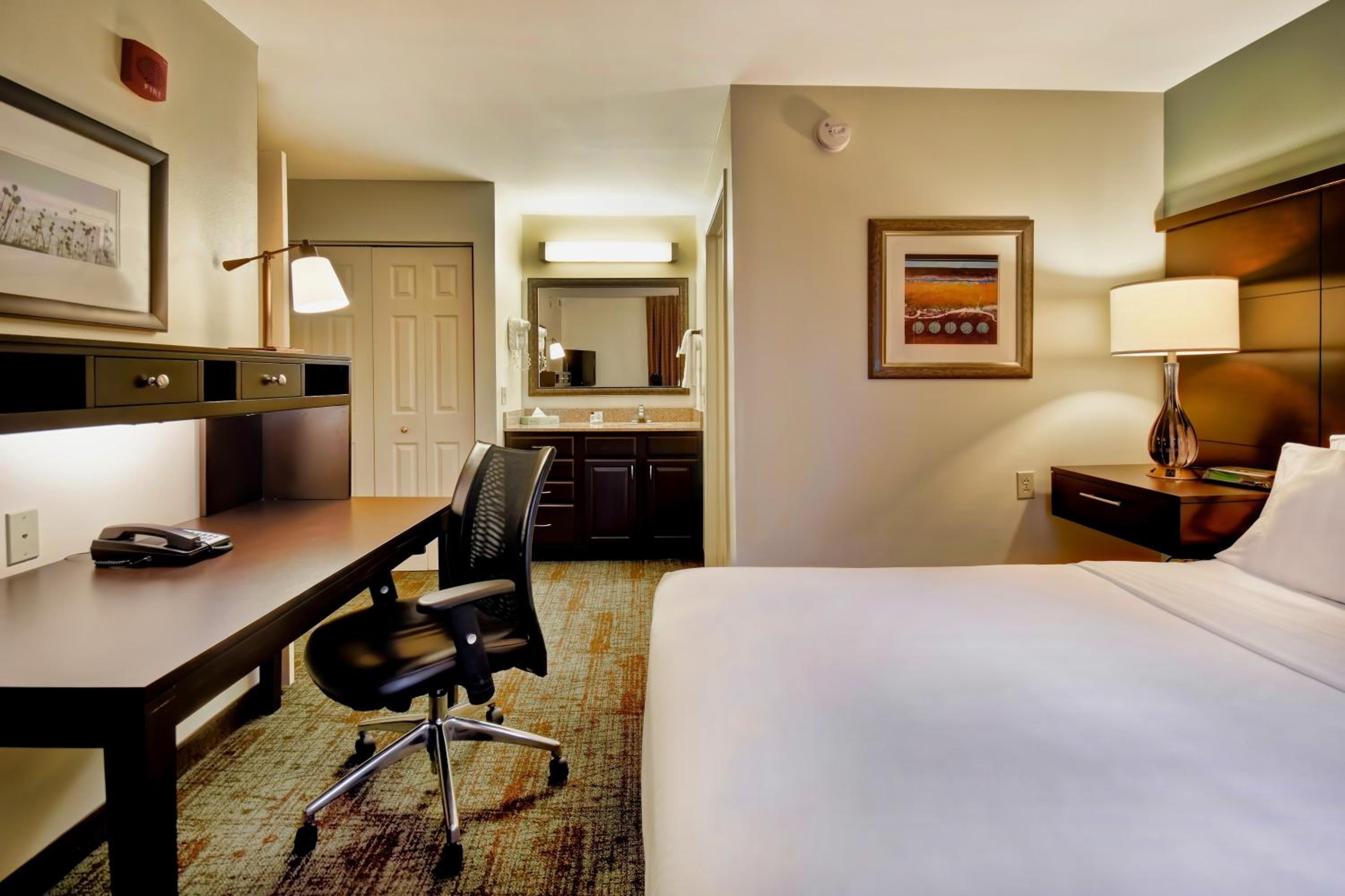 Two-Bedroom Suite with One King and One Queen Bed - Photo 1