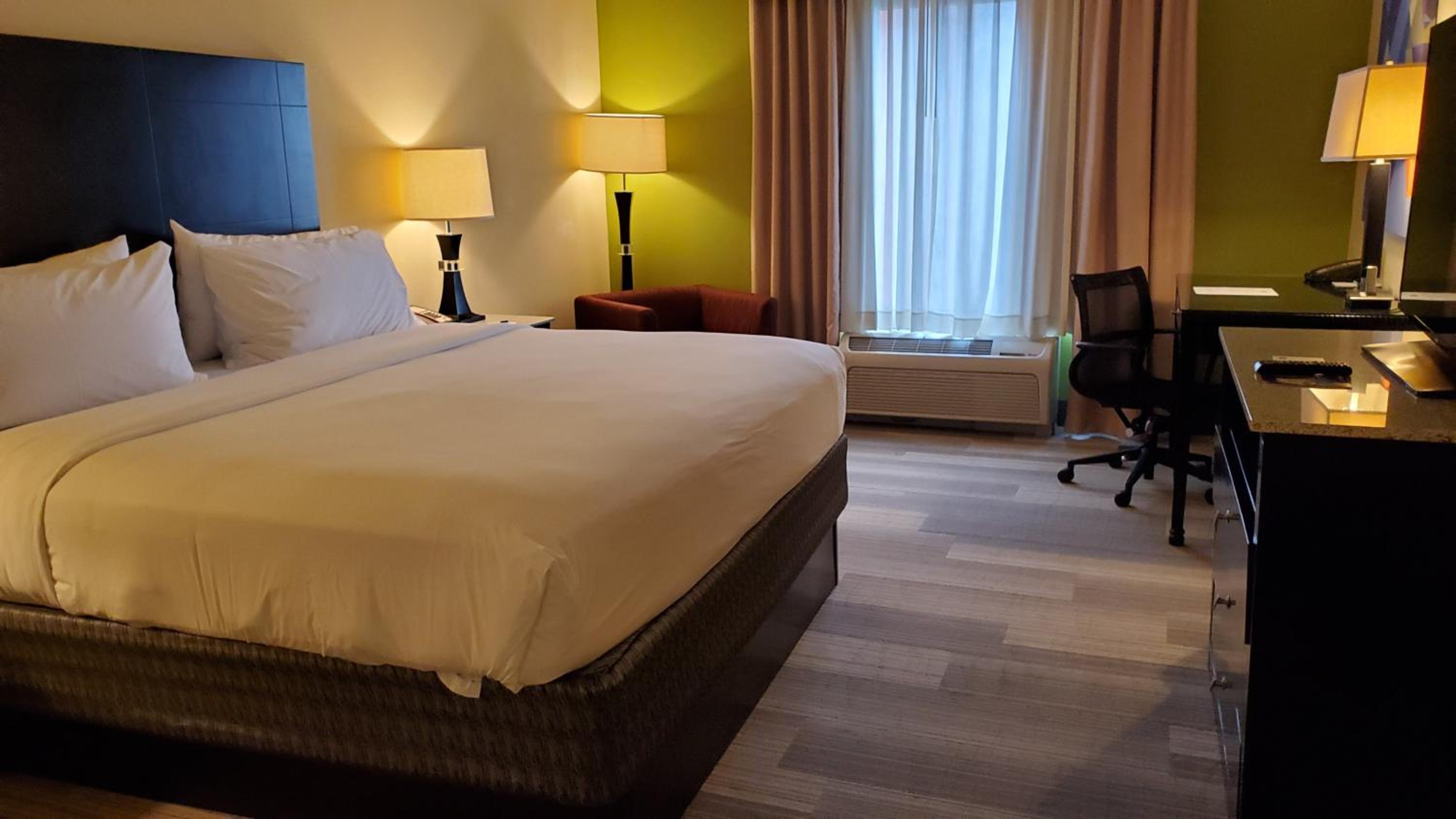 Standard King Room
