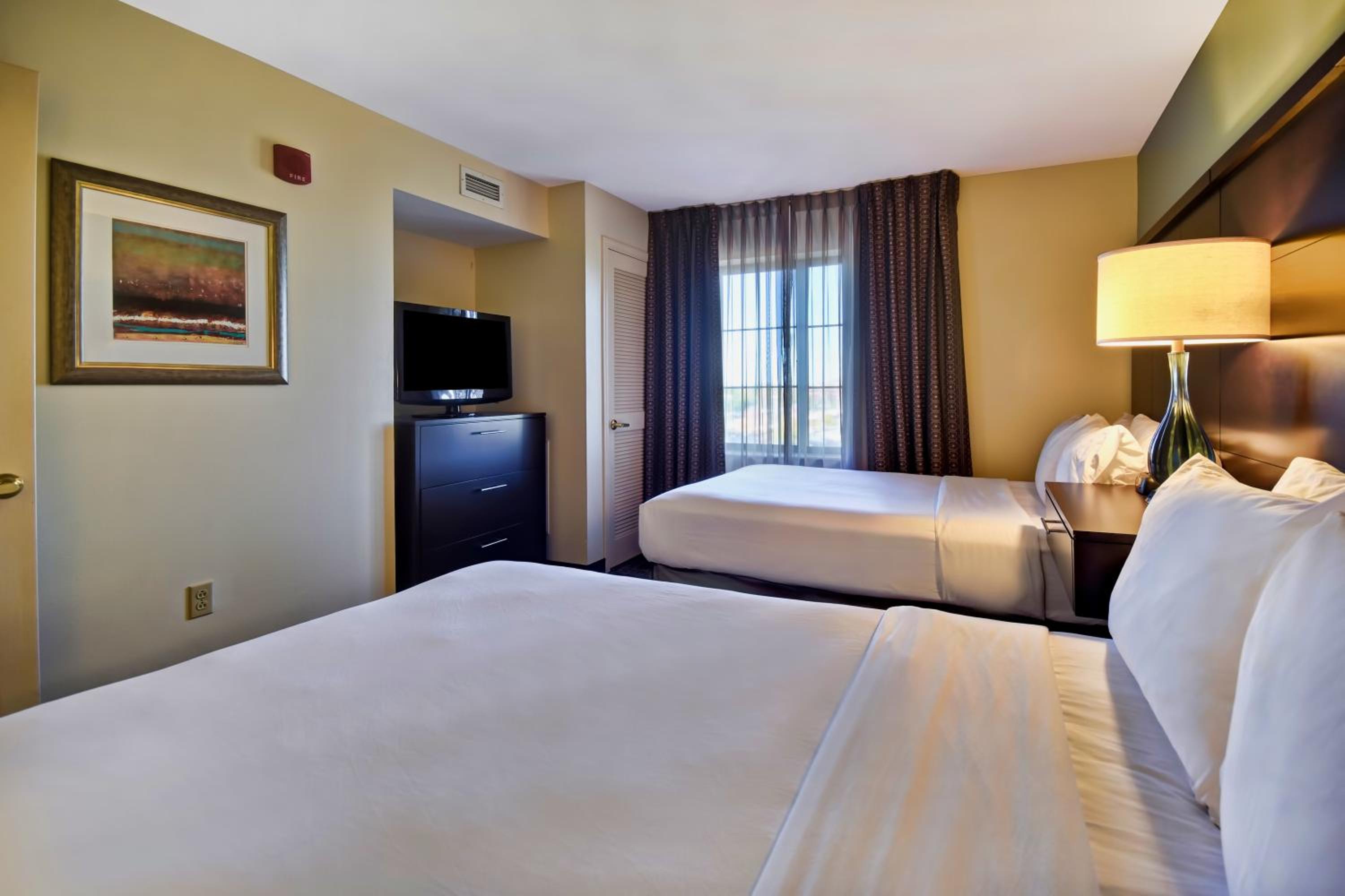 One-Bedroom Double Suite - Photo 1