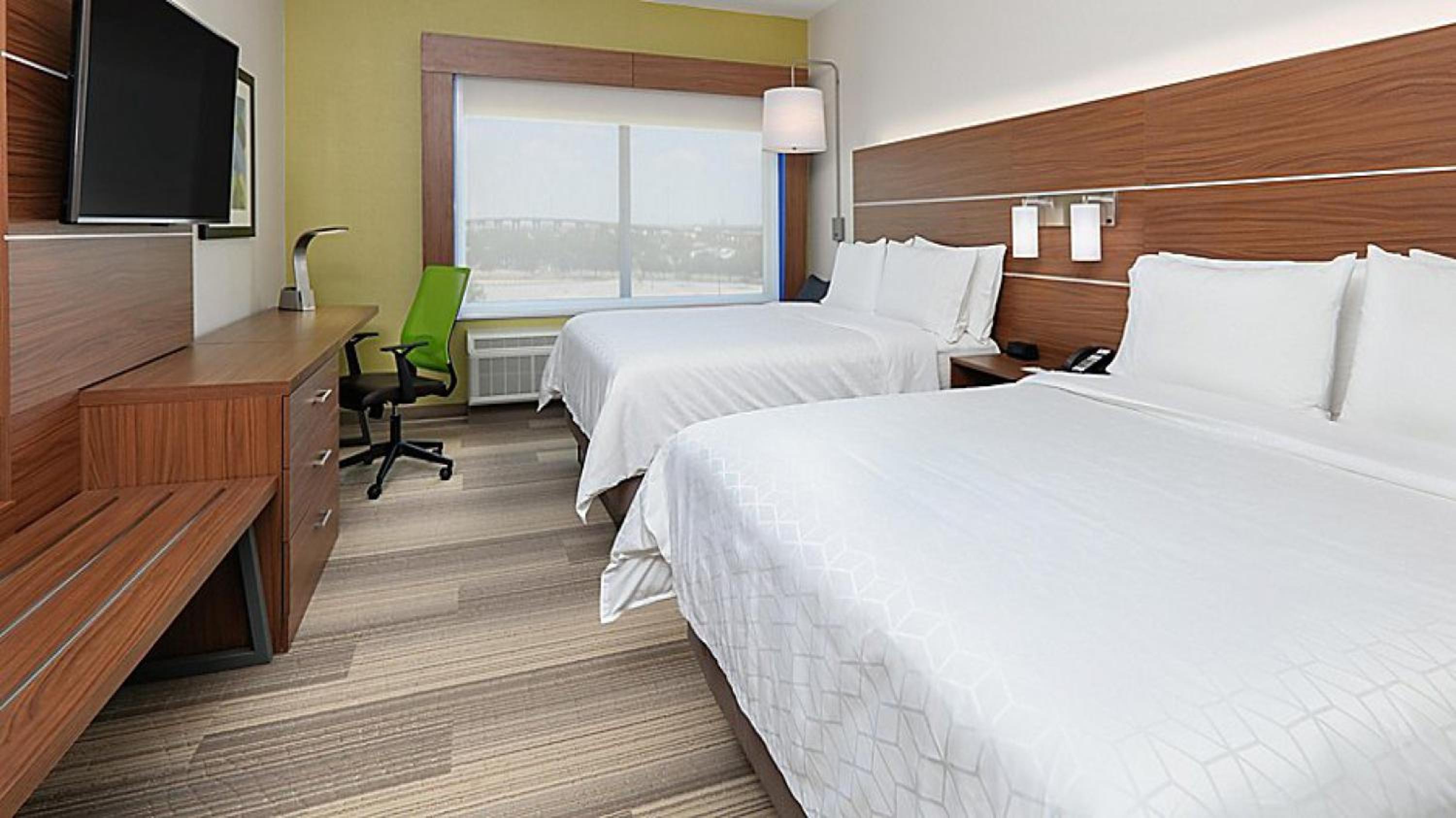 Standard Queen Room with Two Queen Beds