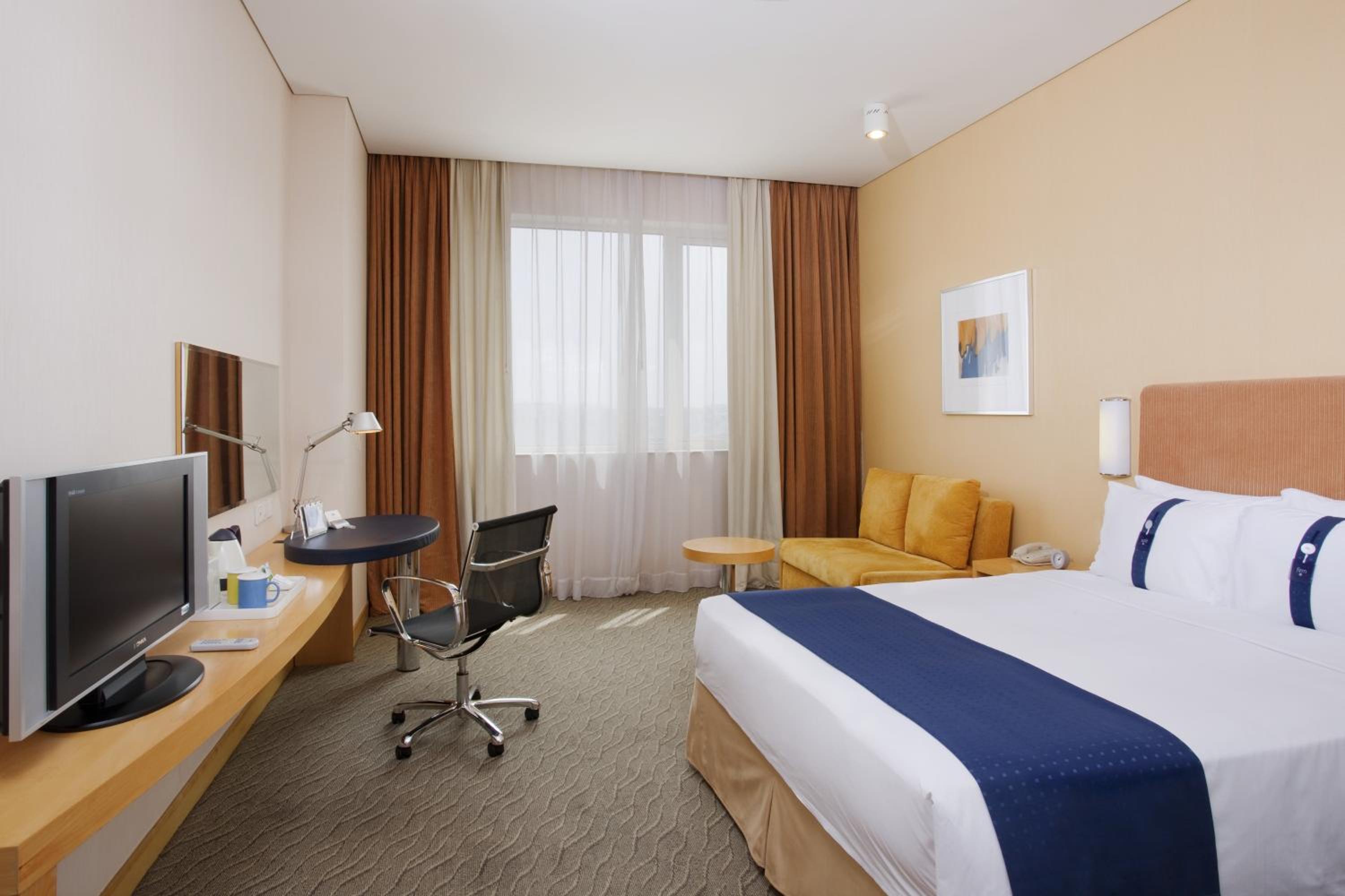 Standard Queen Room - Photo 2