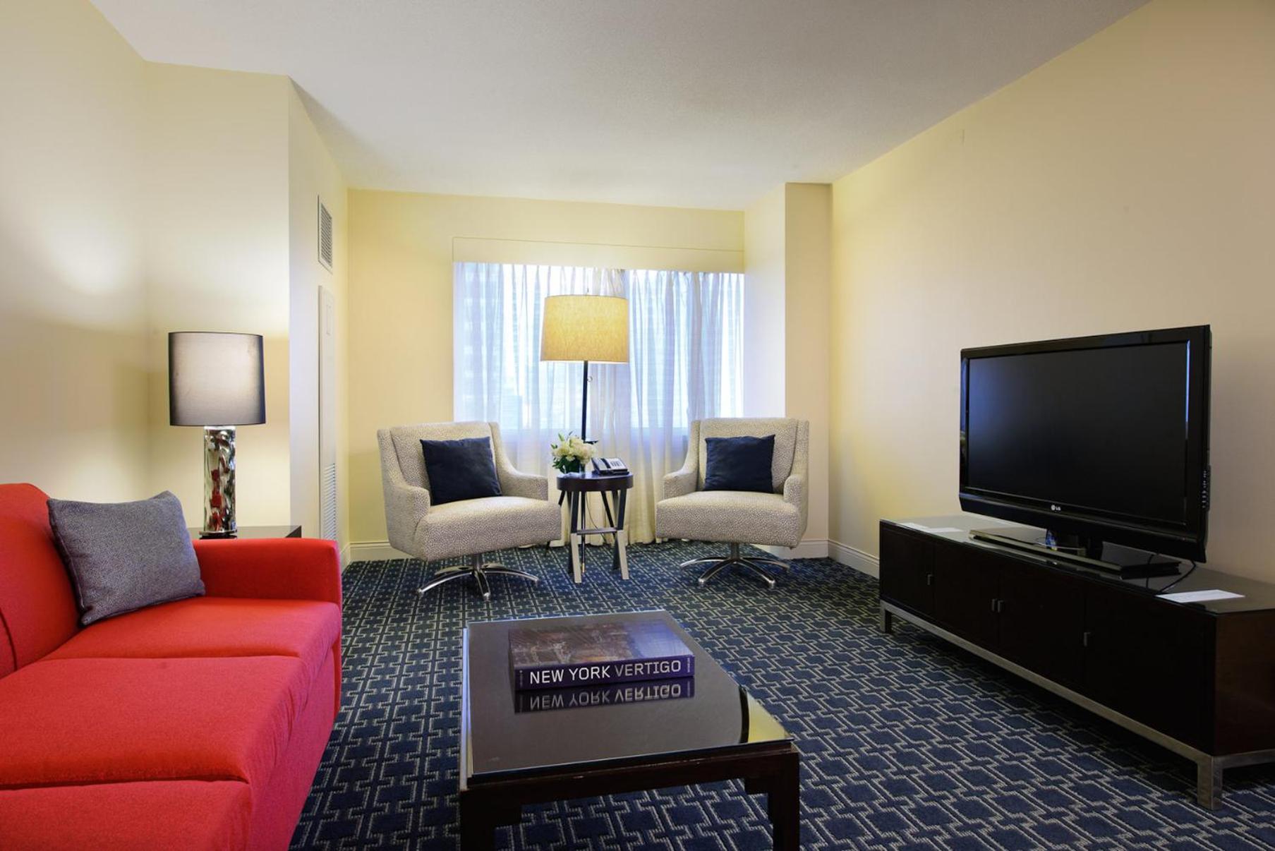 Junior King Suite