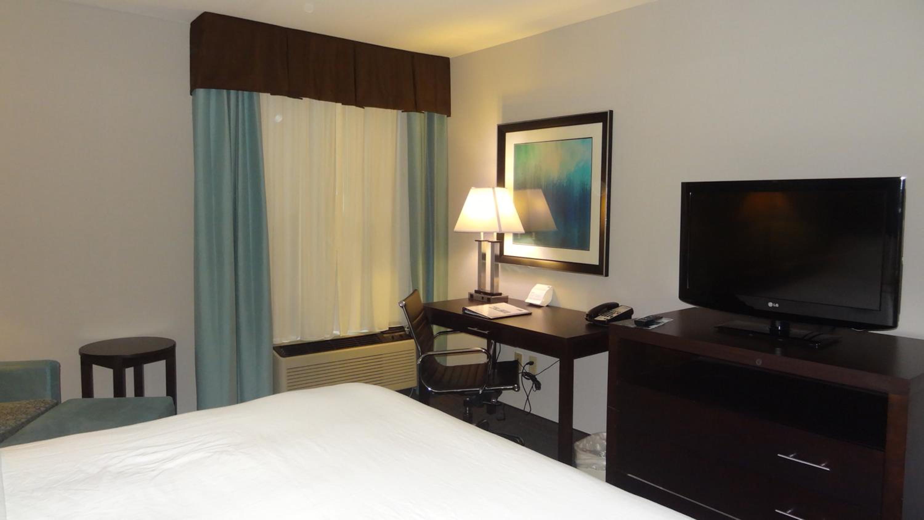 Standard King Room - Photo 1