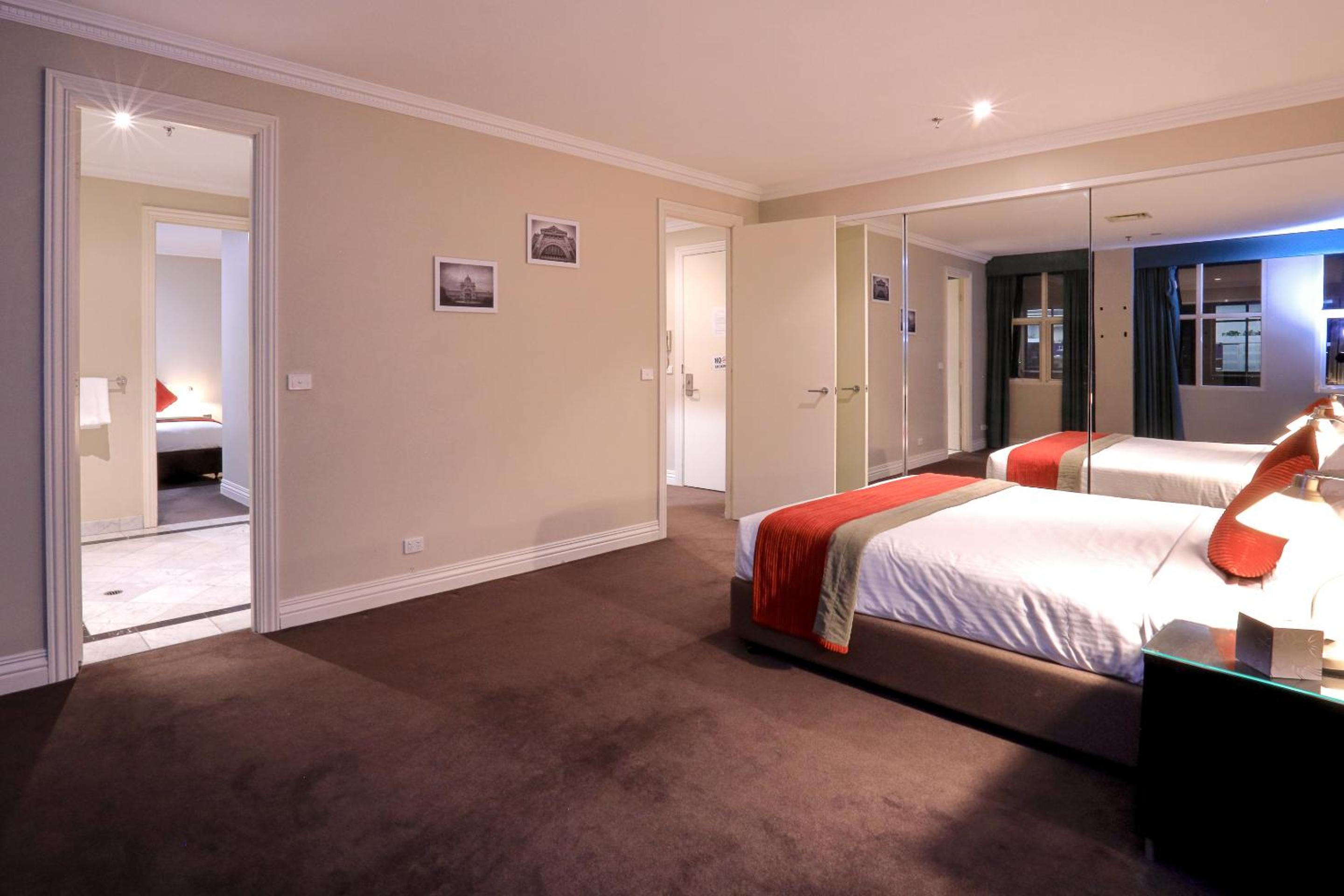 Two-Bedroom Executive Apartment with 1 Bathroom