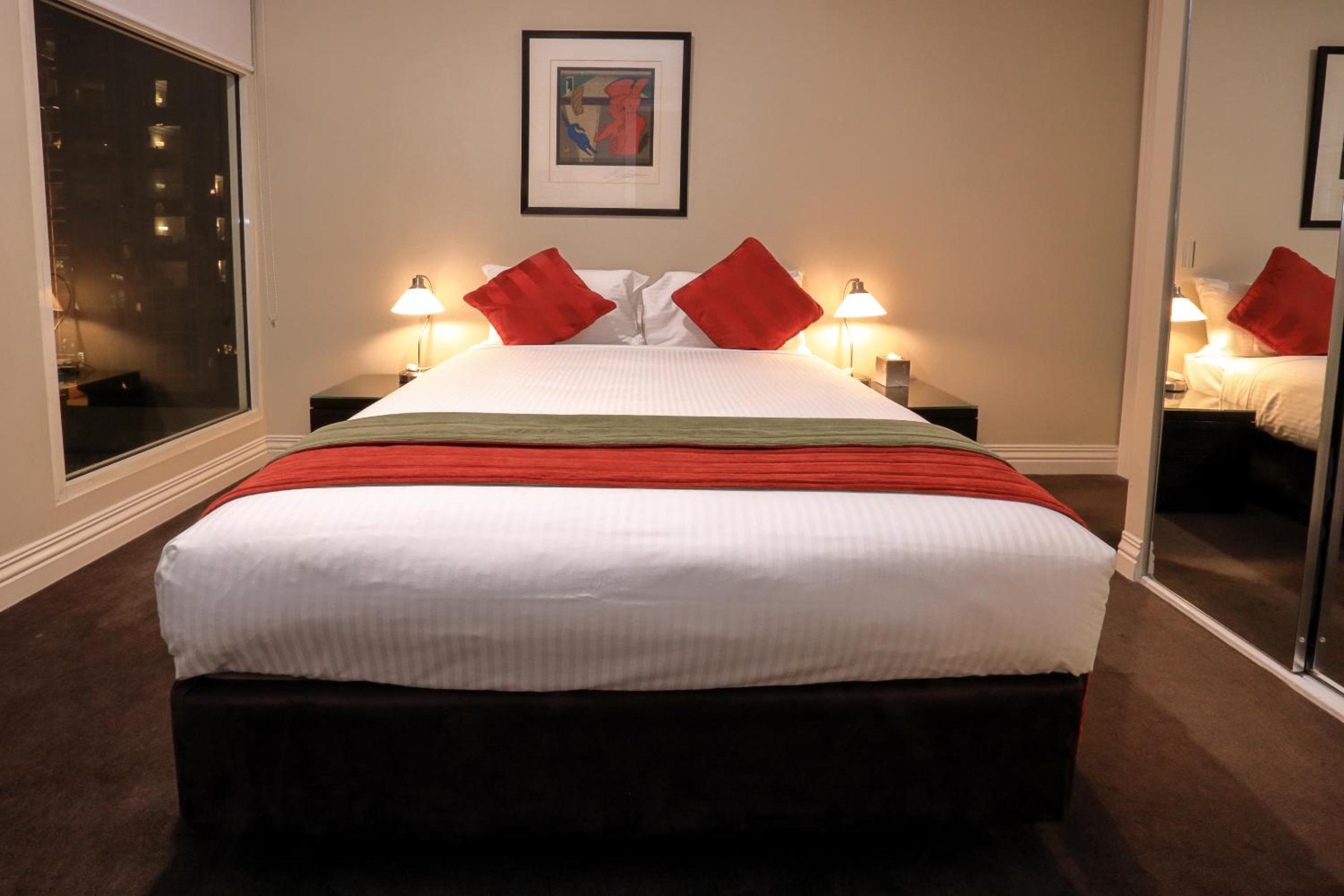 Two-Bedroom Executive Apartment with 1 Bathroom