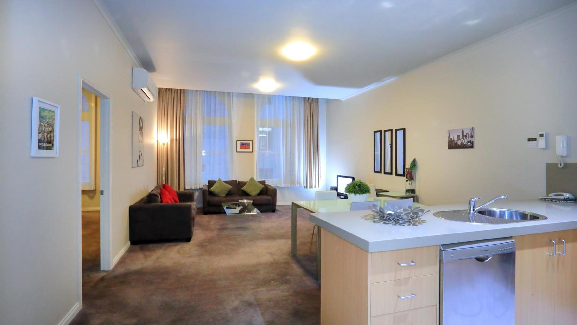 Two-Bedroom, Two-Bathroom Deluxe Apartment