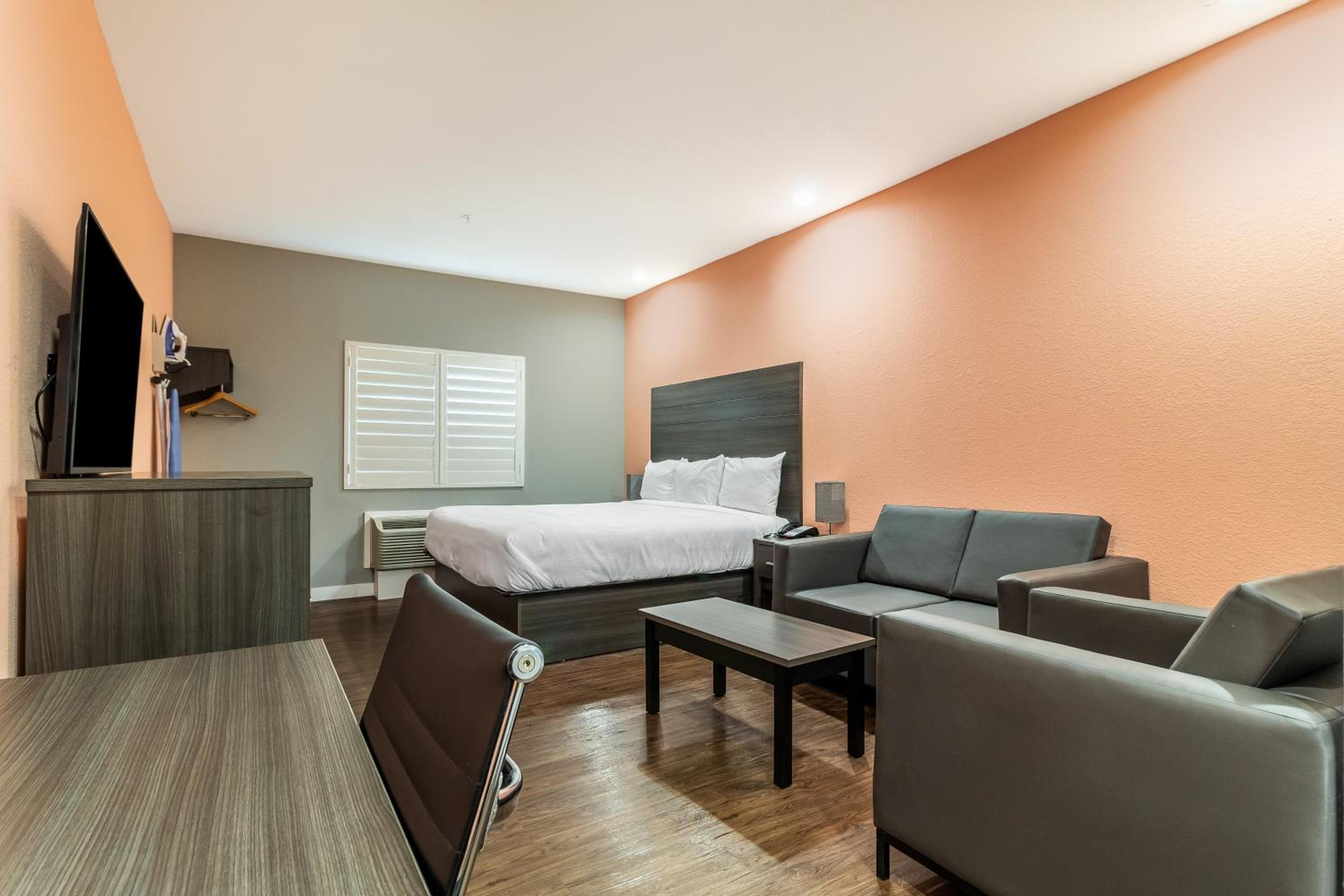 Standard Single Room - Non Smoking - Photo 13