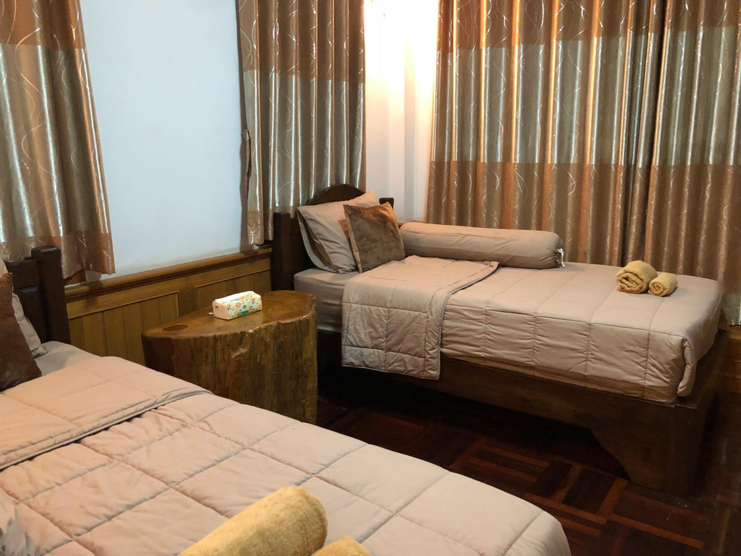 Two-Bedroom House - Photo 10