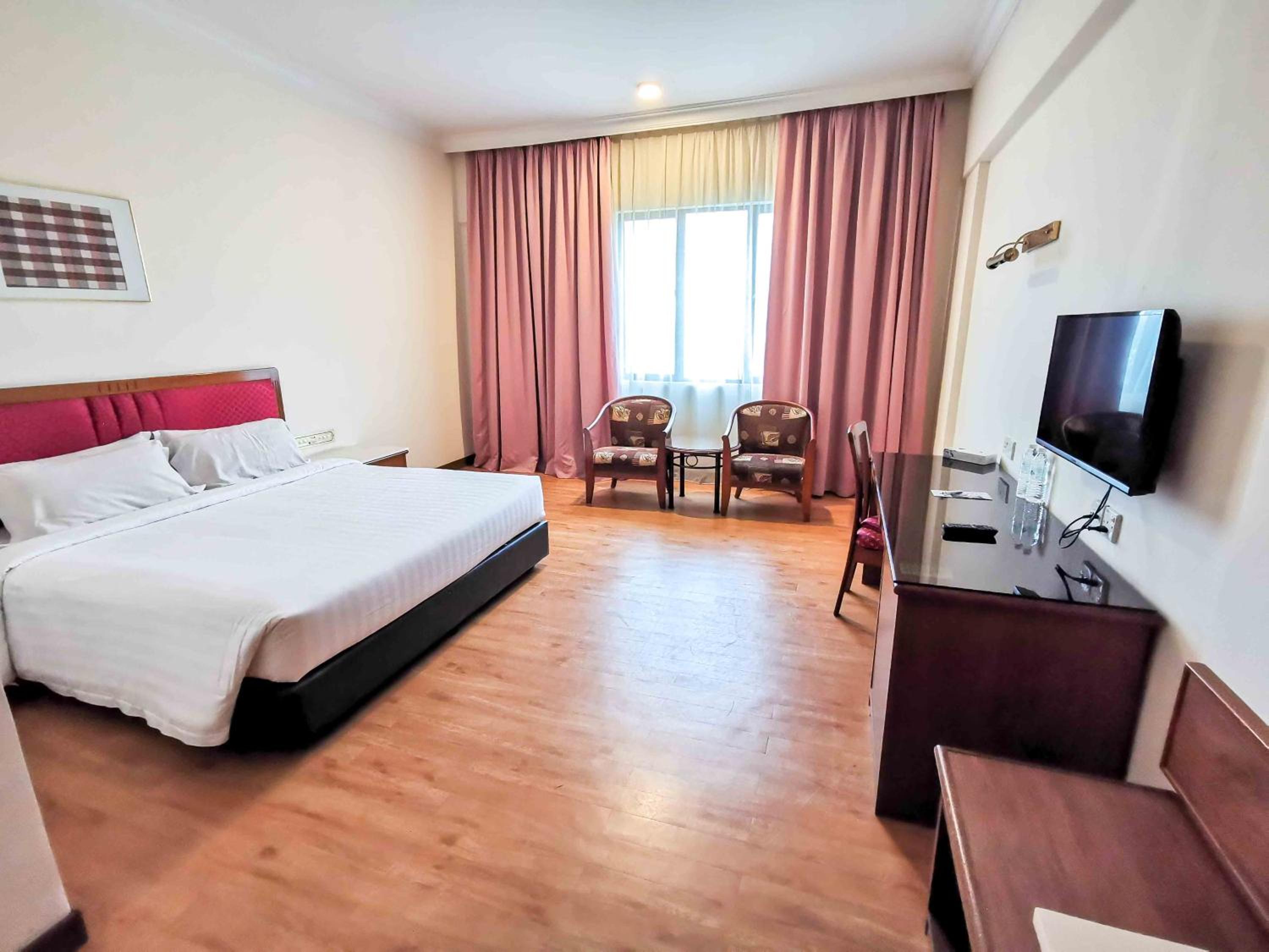 Superior Double Room - Photo 2