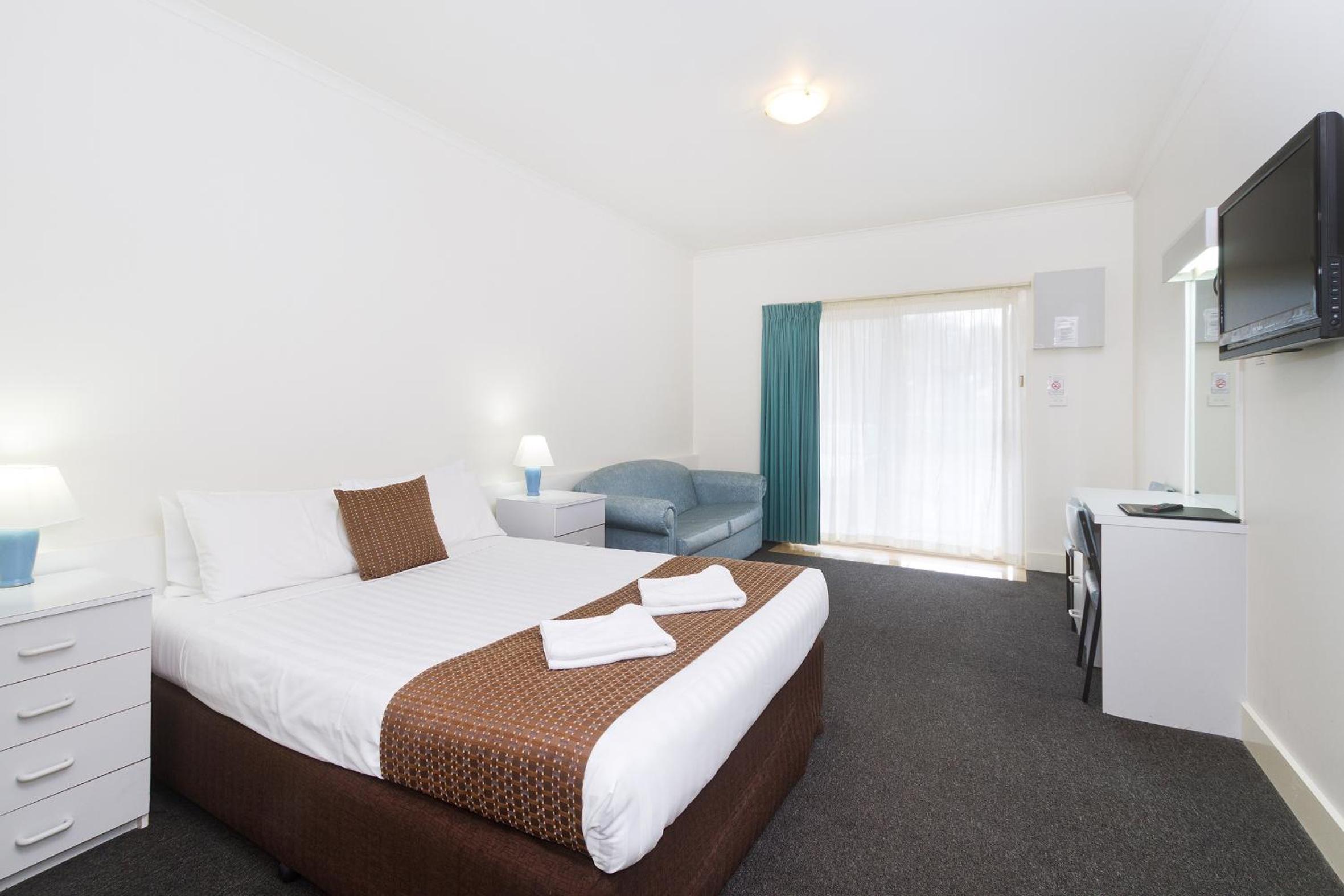 Double Room - Non Pet Friendly photo 1