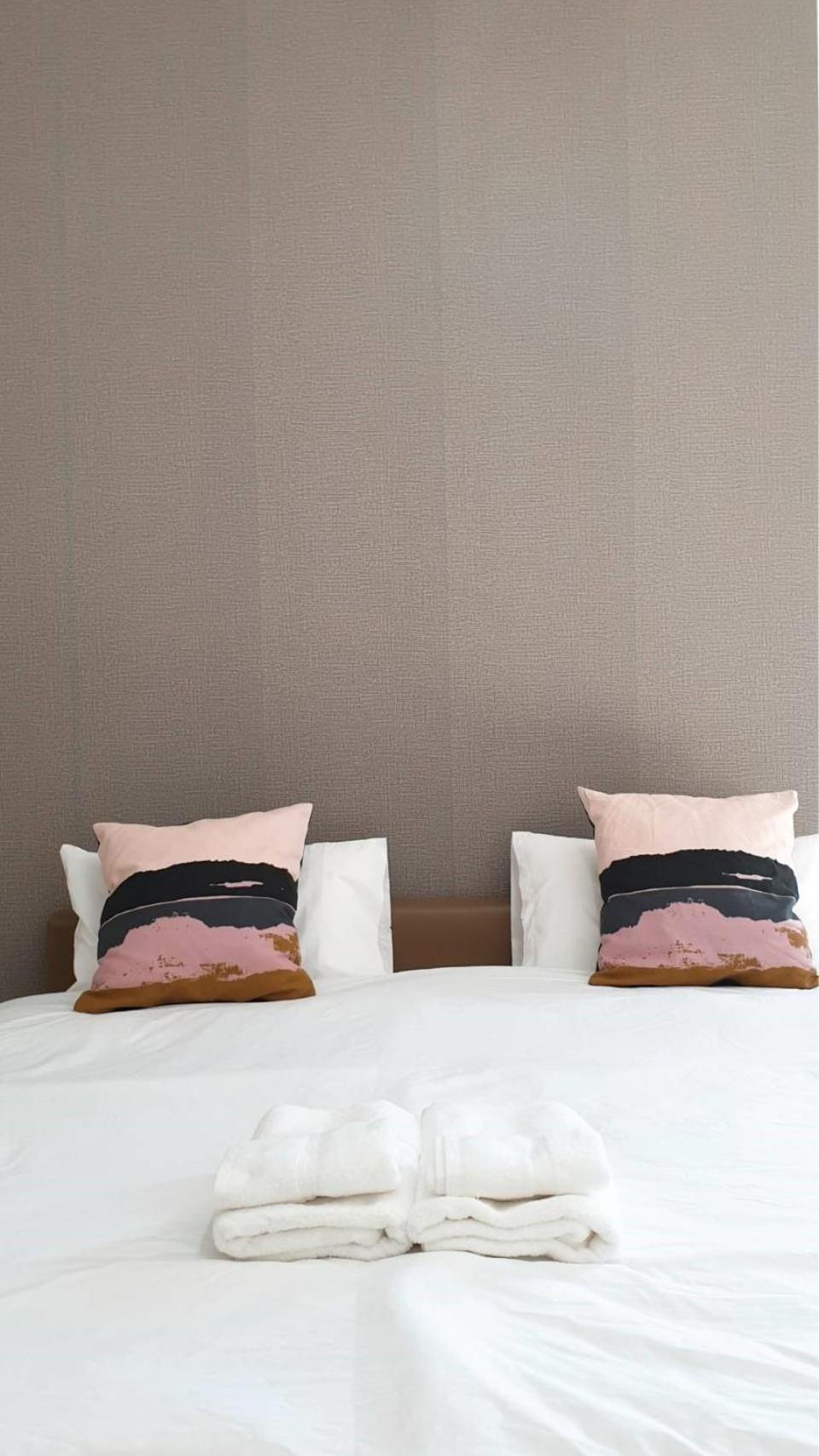 Studio Apartment - Photo 13