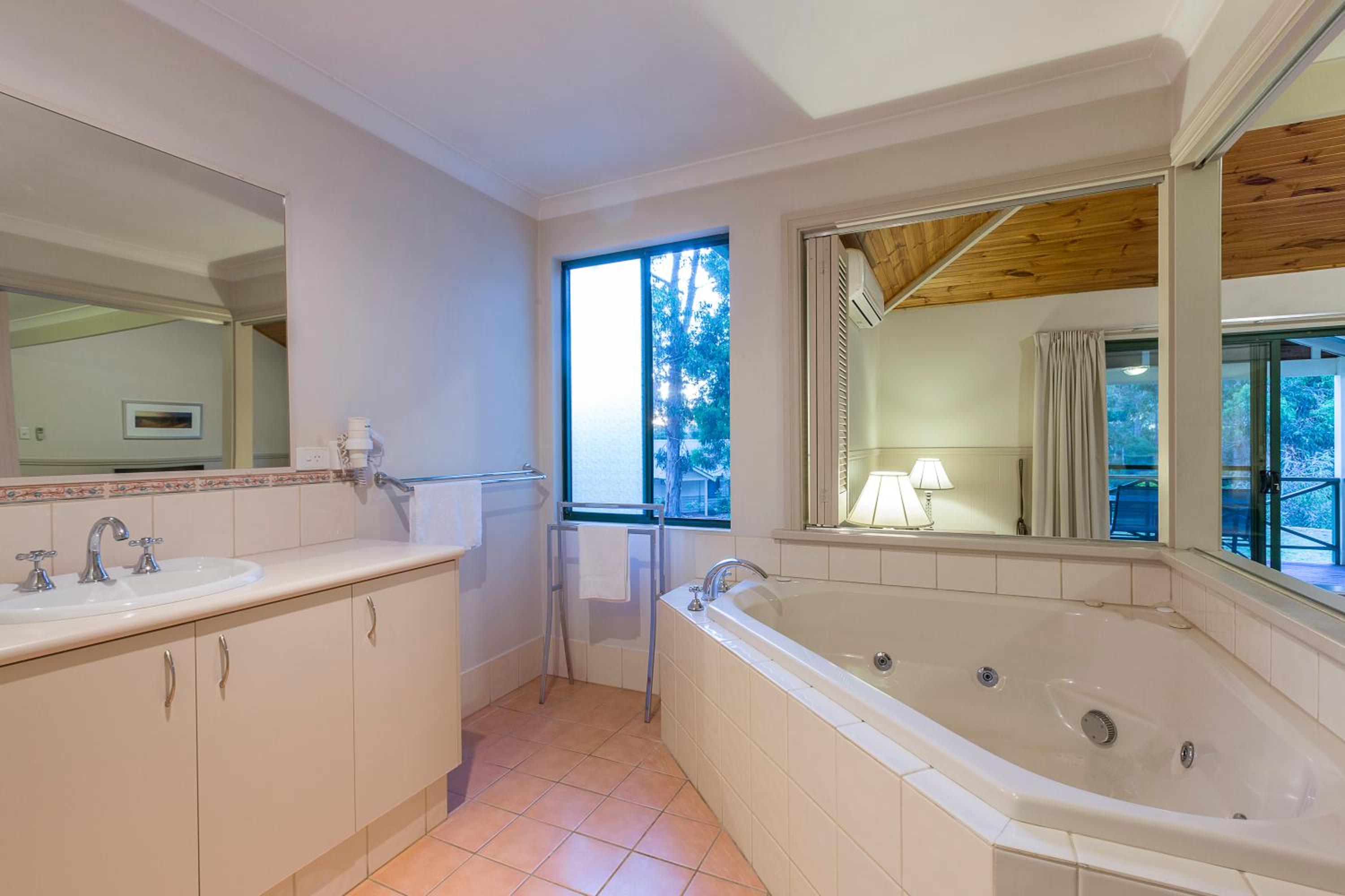 Sandpiper Studio Chalet photo 3