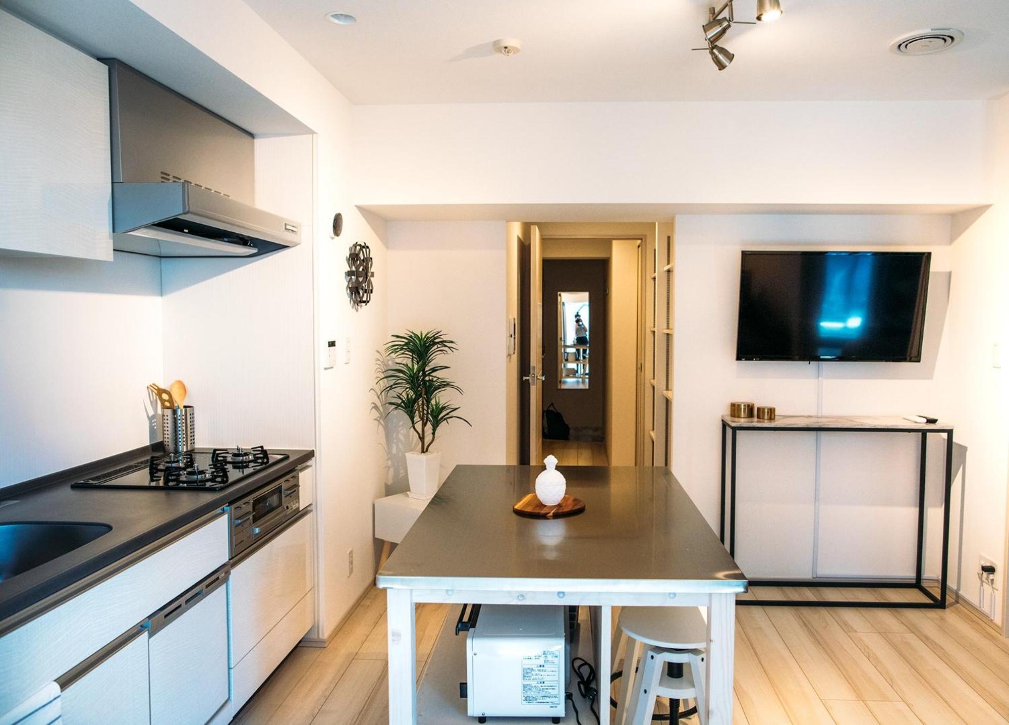 Studio Apartment