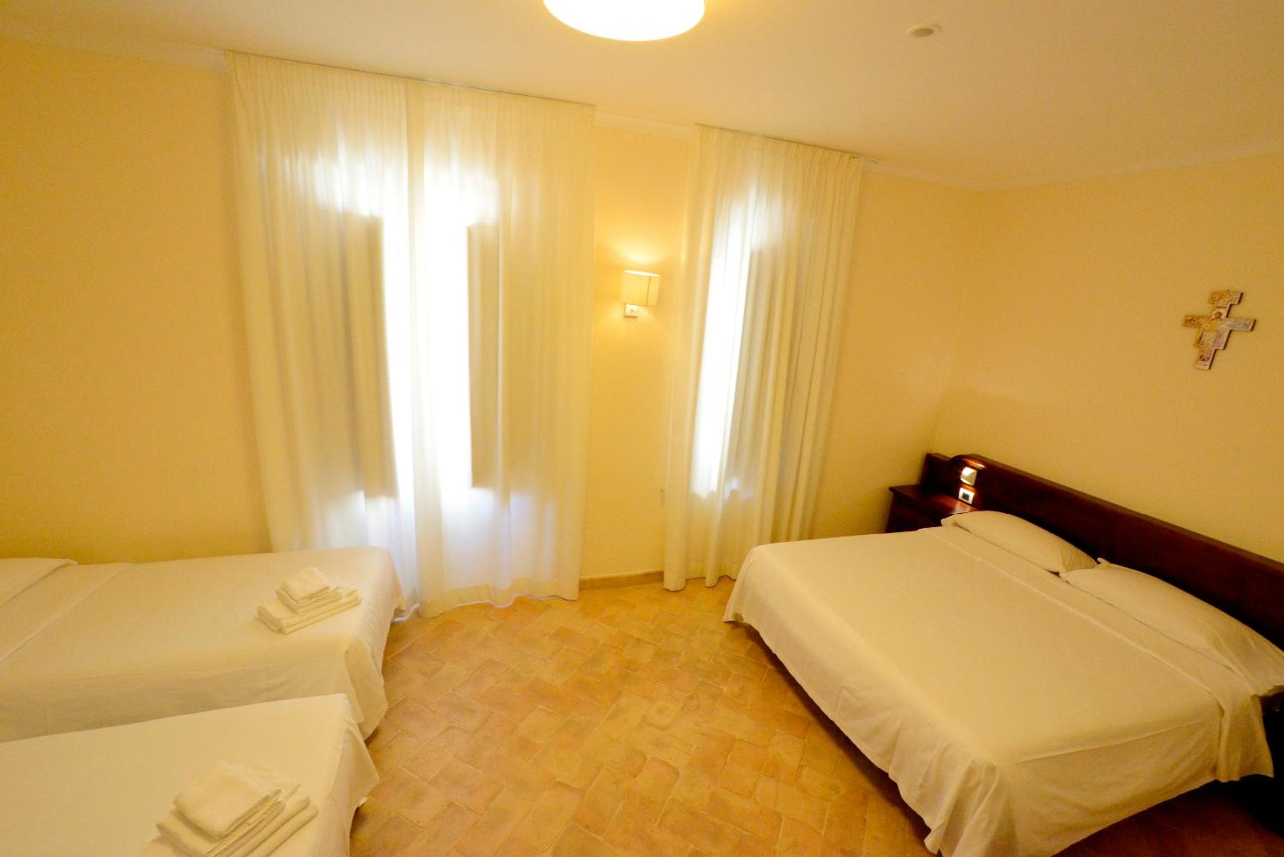 Quadruple Room photo 3