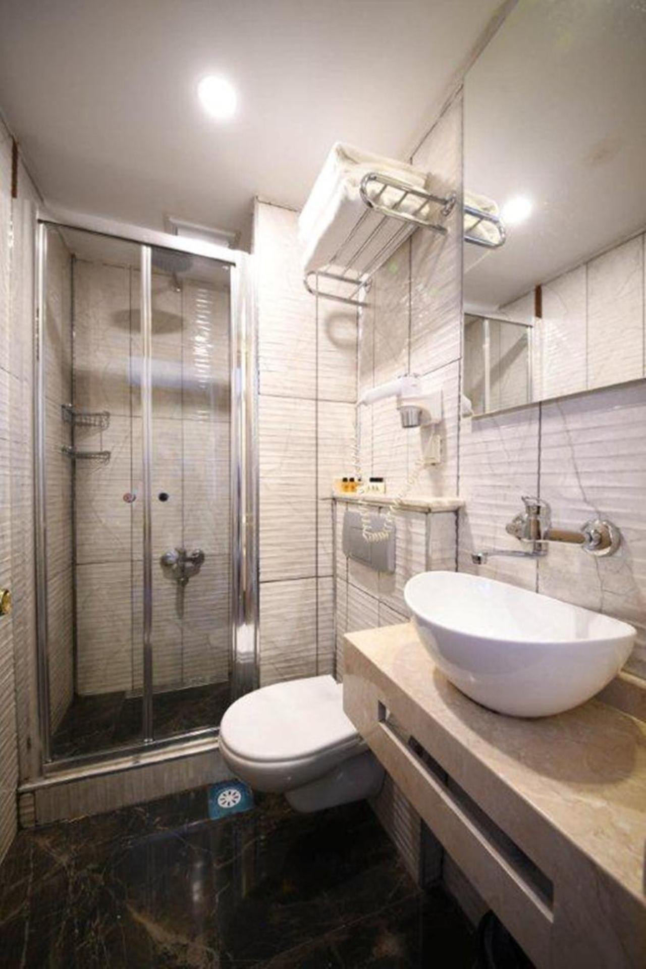 Single Room photo 3
