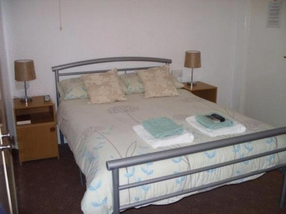 Double Room - Photo 7