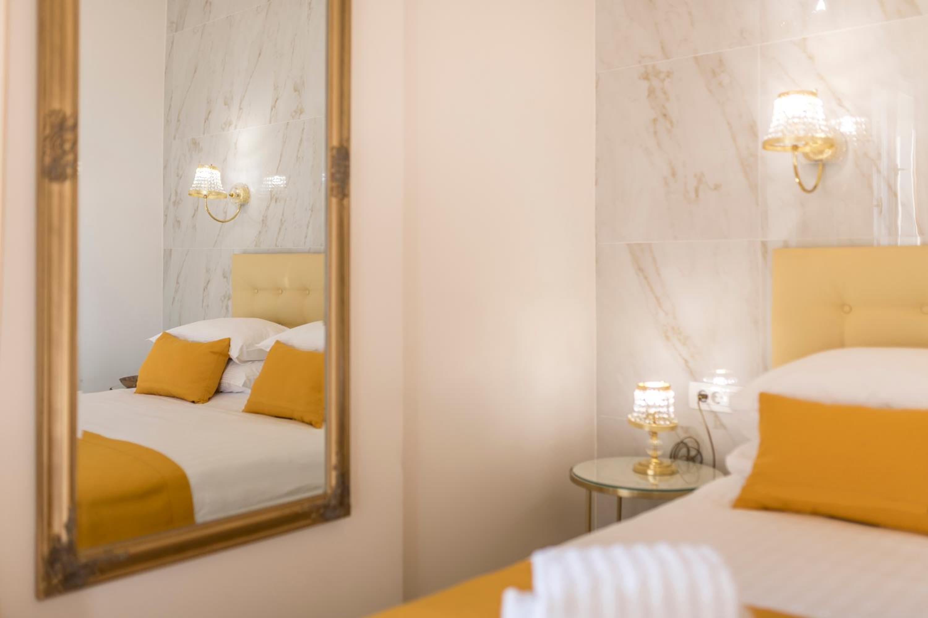 Deluxe Double or Twin Room - Photo 1