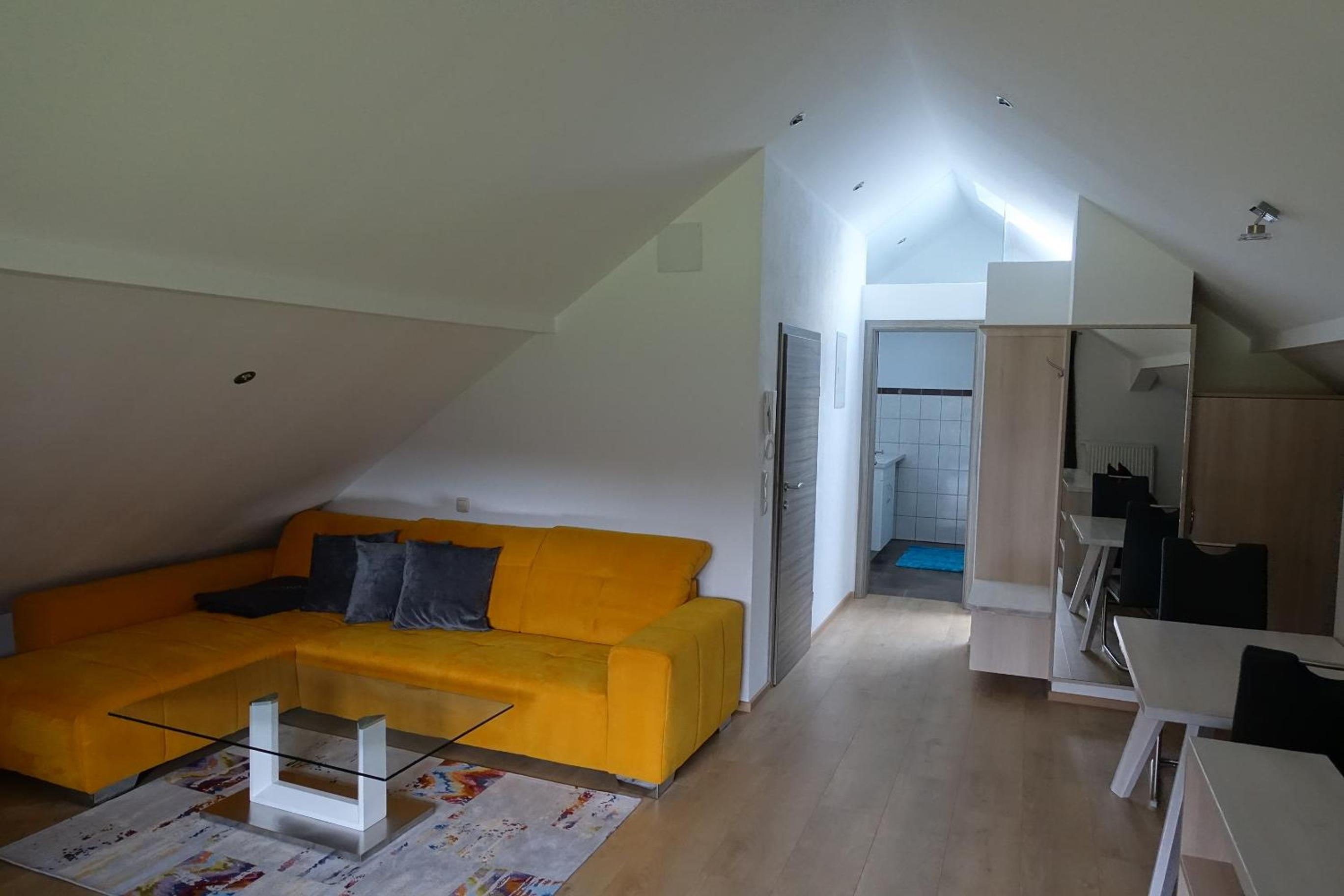 One-Bedroom Apartment photo 1