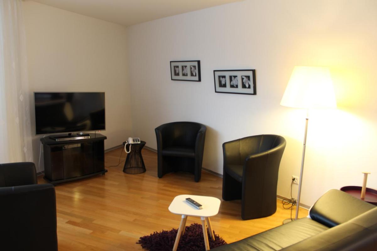 One-Bedroom Apartment photo 2