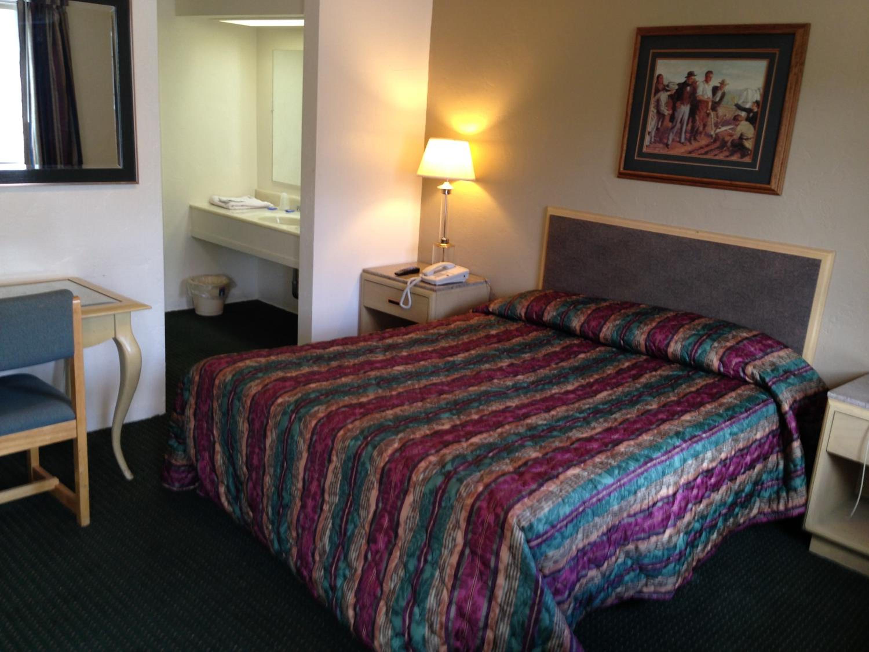 Queen Bed Non-Smoking