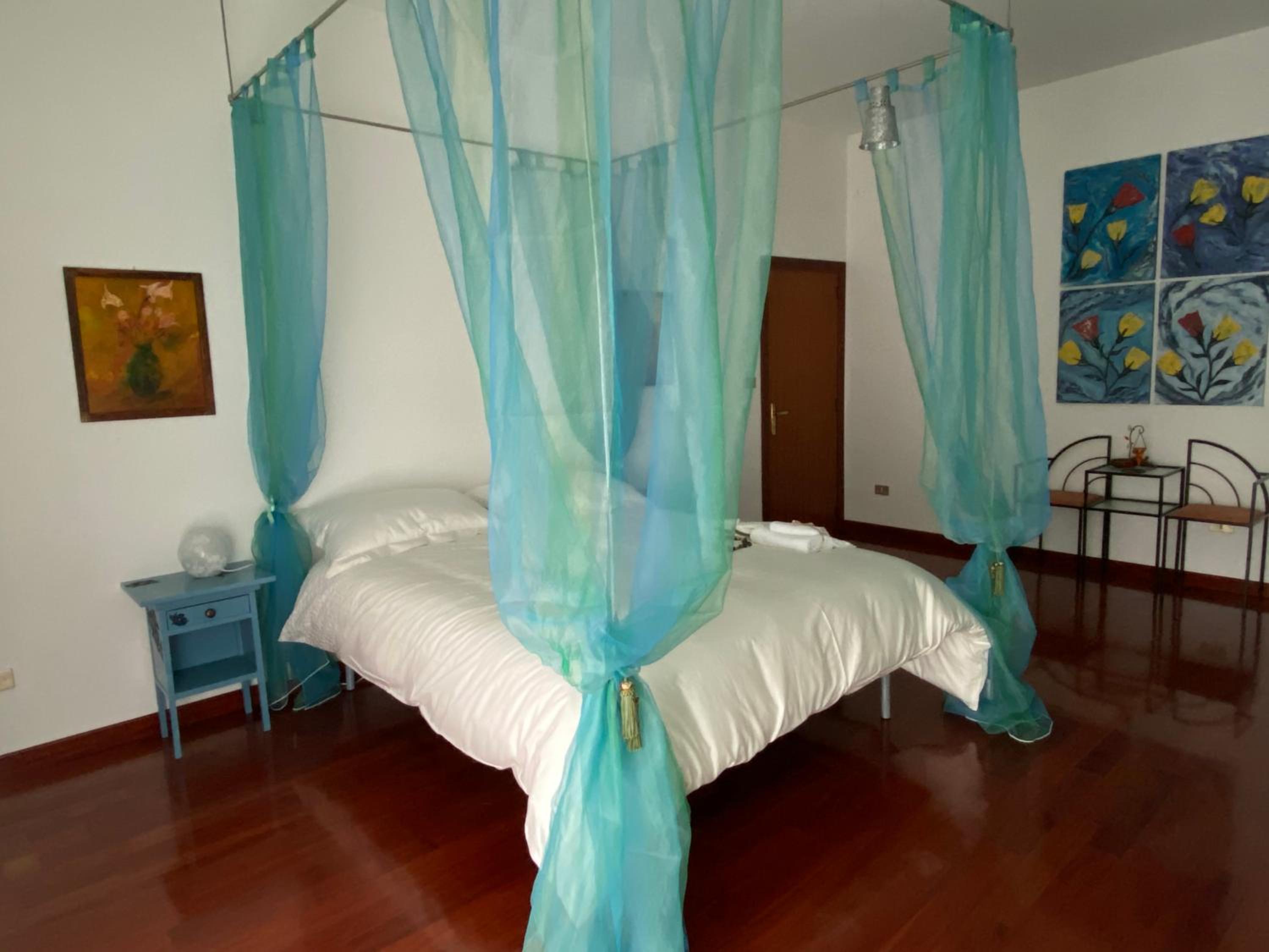 Deluxe Double Room With Balcony photo 1