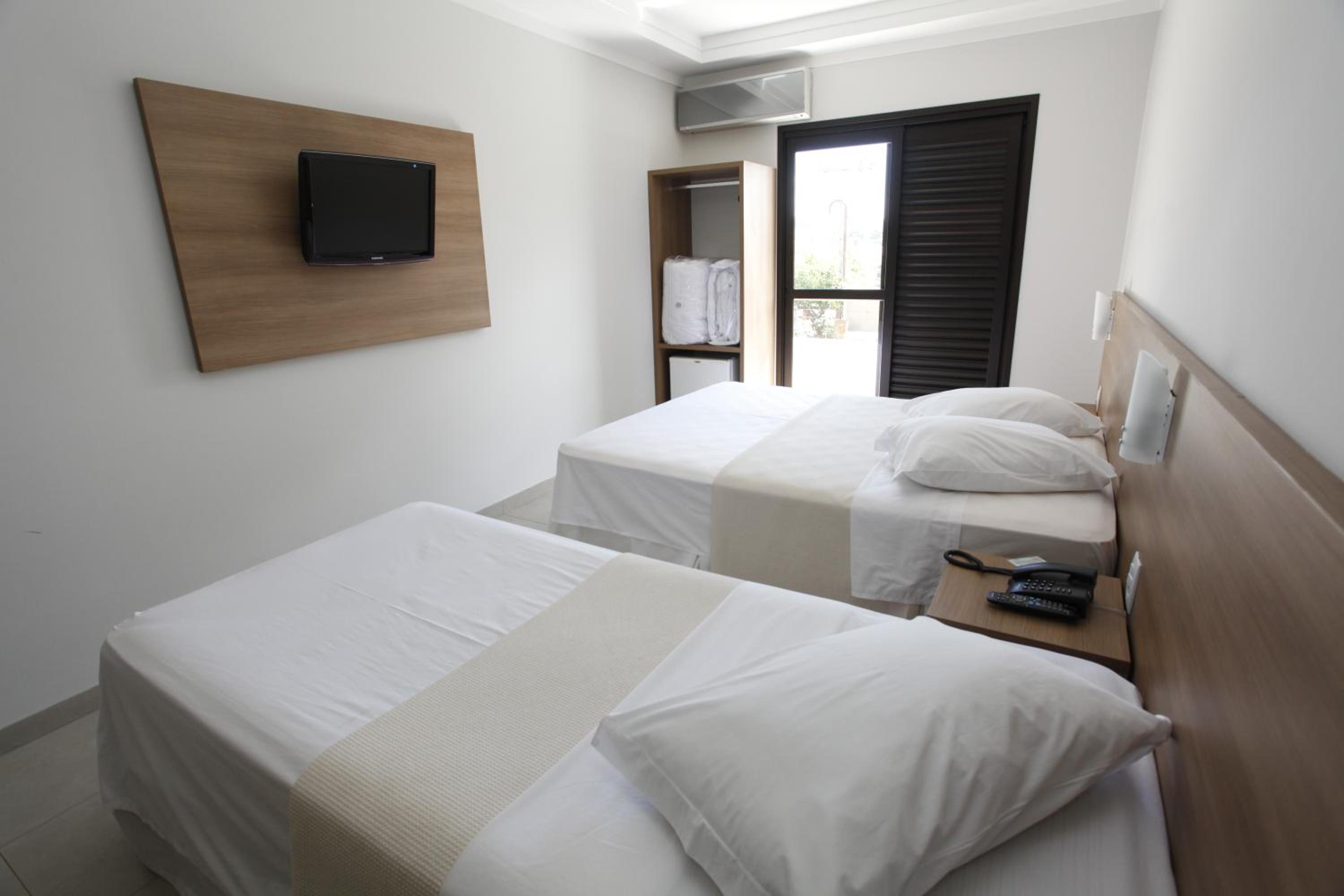 Comfort Triple Room