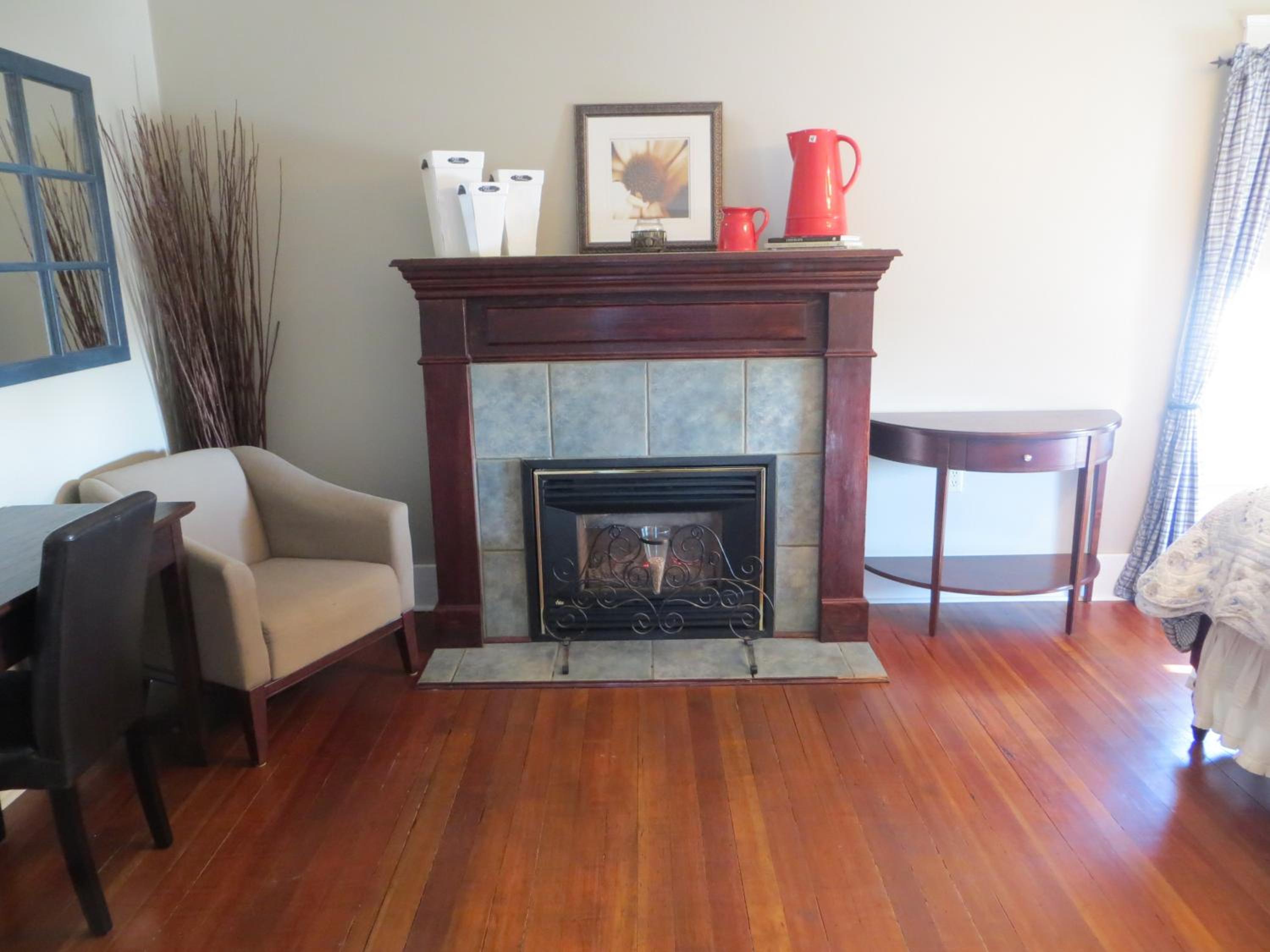 Queen Room photo 1