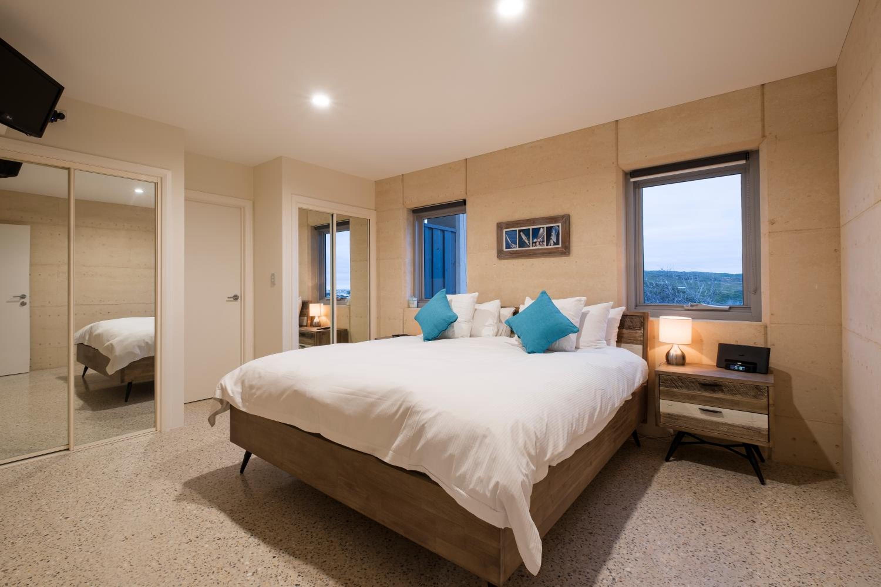 Apartment with Sea View photo 1