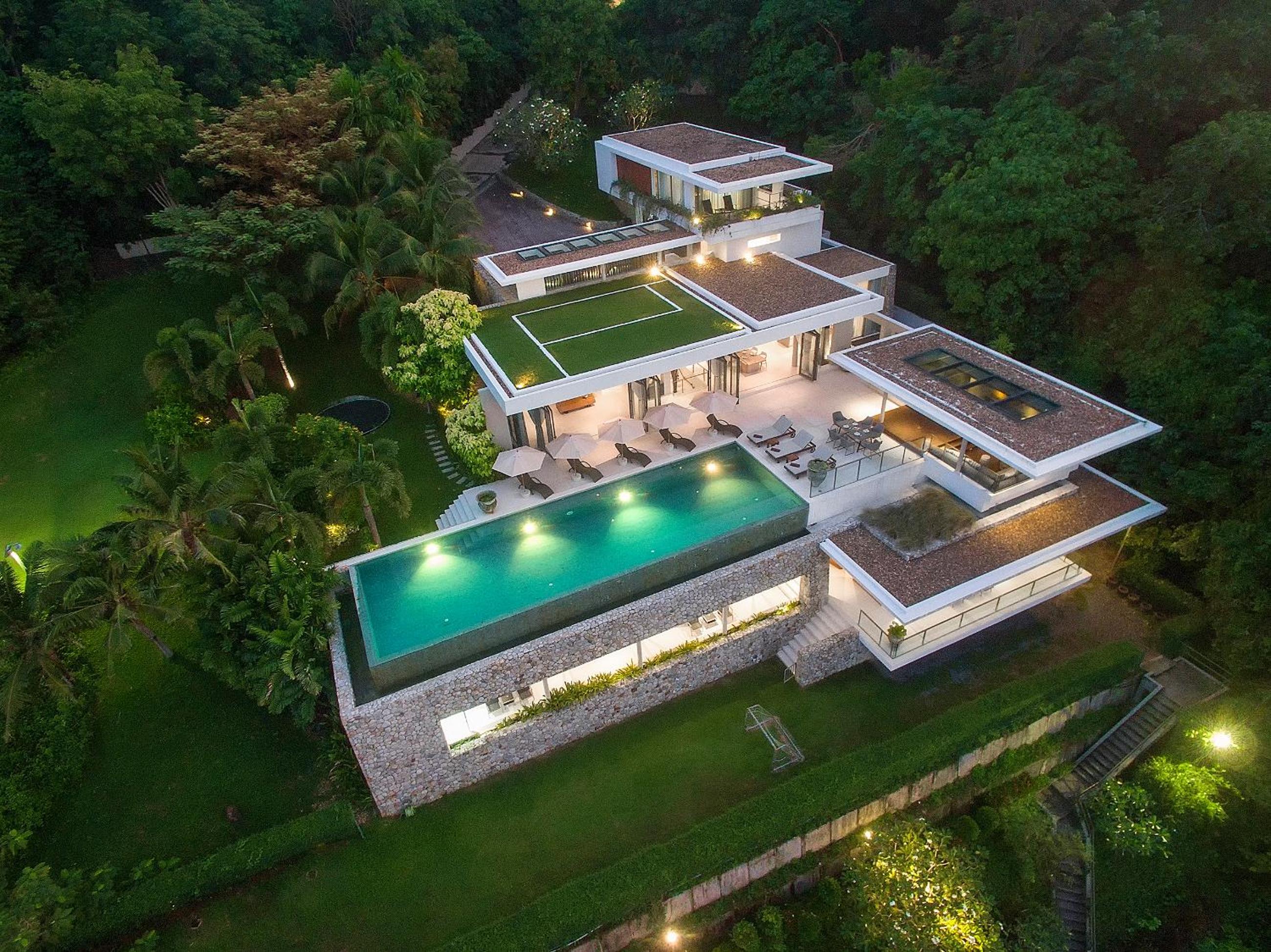 Villa with Sea View photo 2
