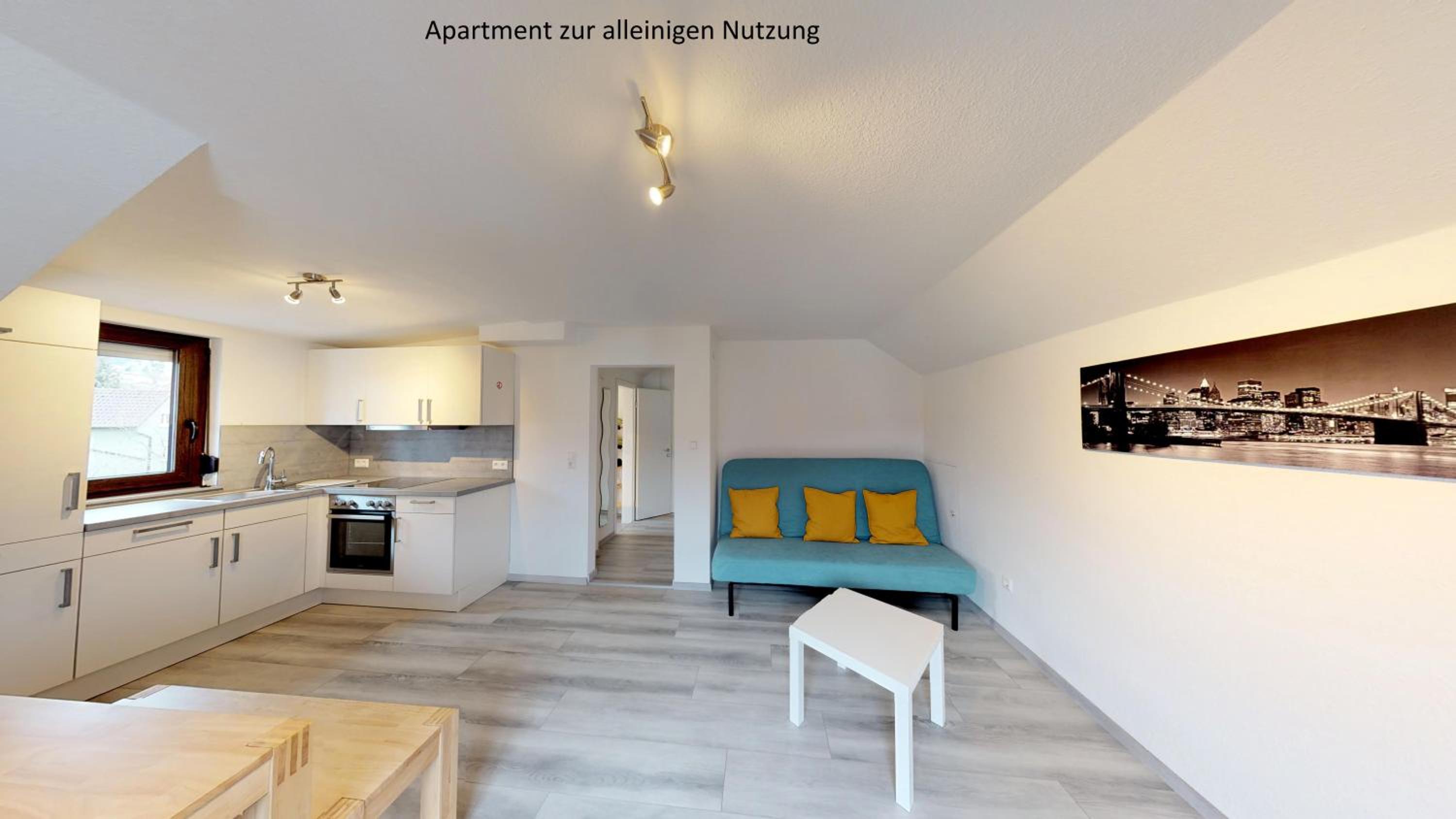 One-Bedroom Apartment photo 1