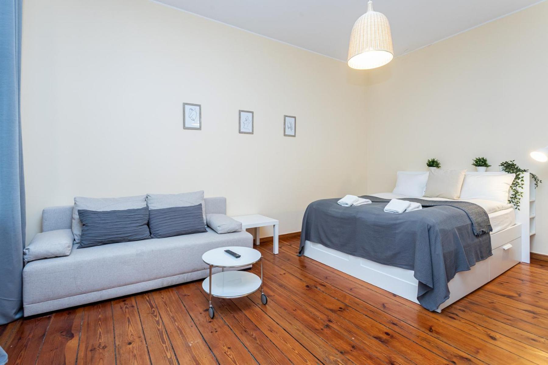 One-Bedroom Apartment with Balcony - Photo 1