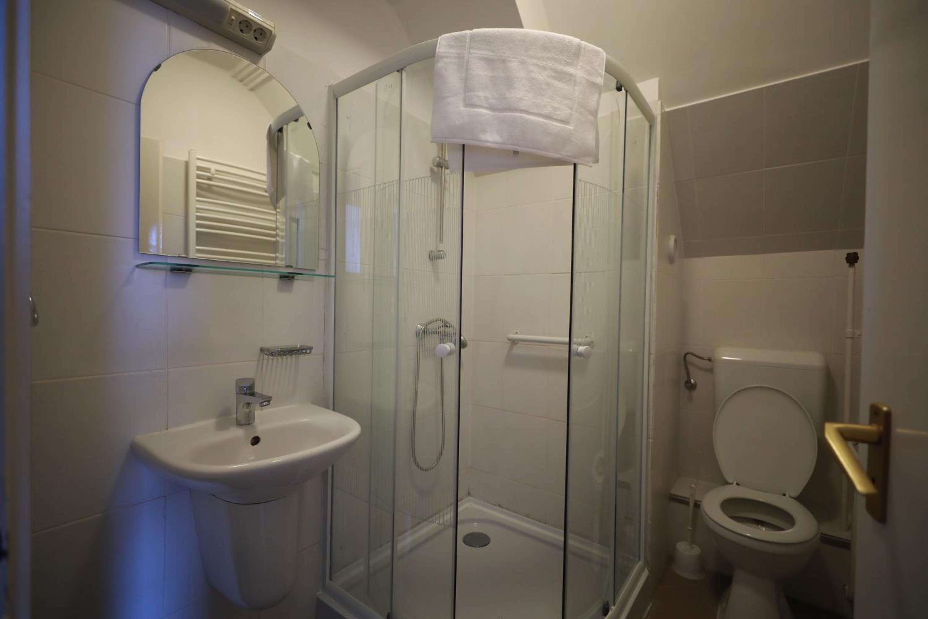 Quadruple Room With Balcony photo 2