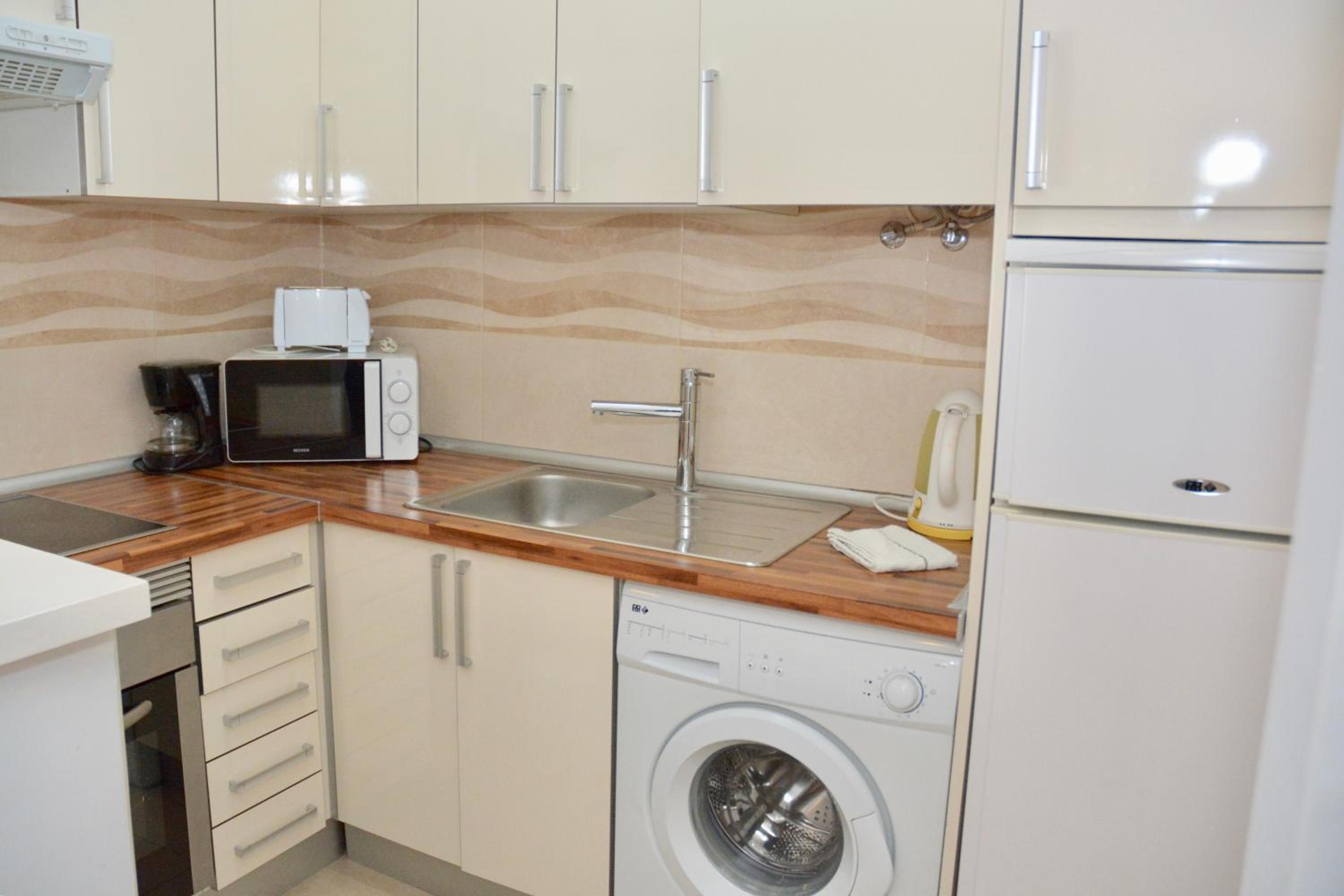 Premium One-Bedroom Apartment - Photo 11
