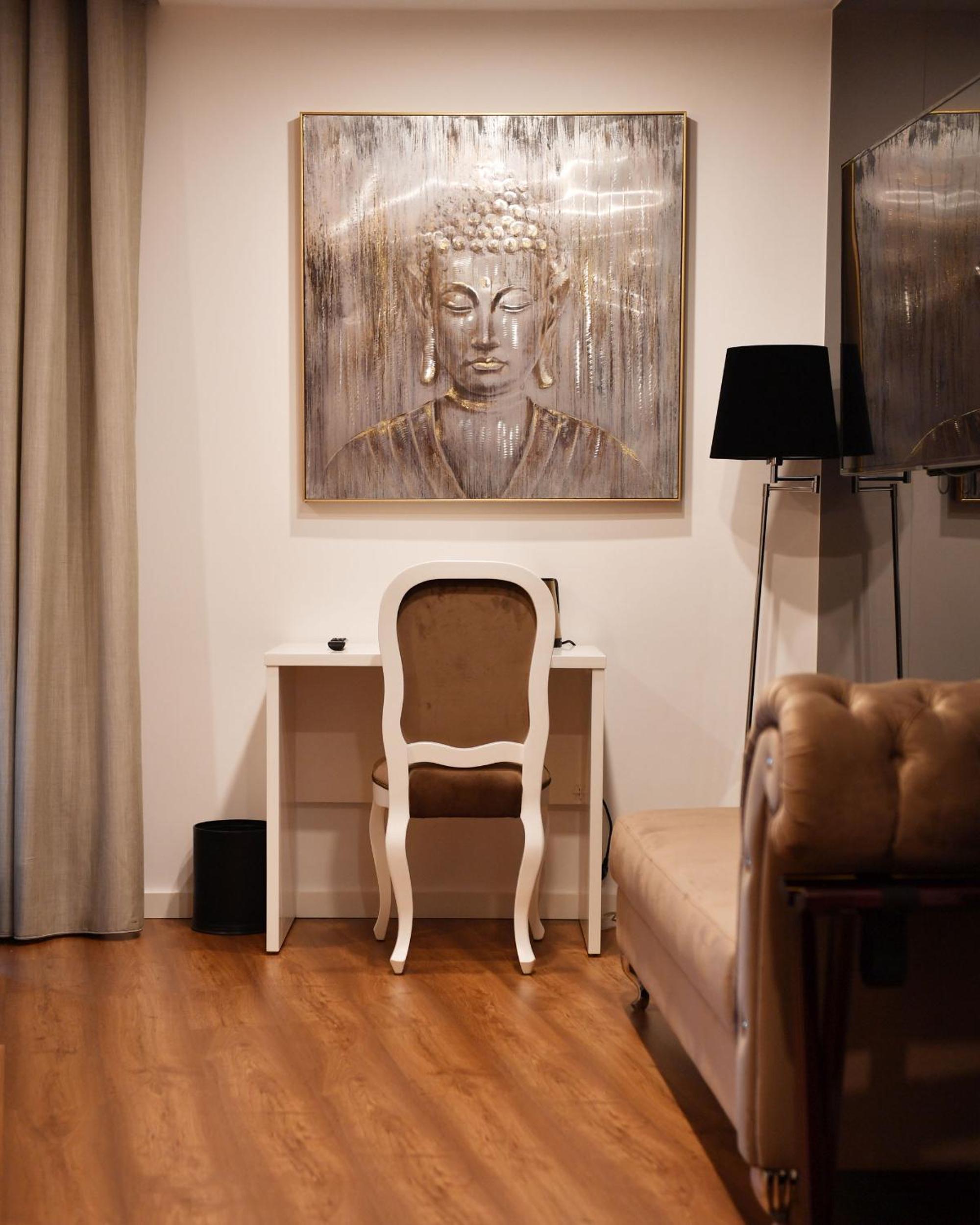 Suite with Terrace - Photo 4