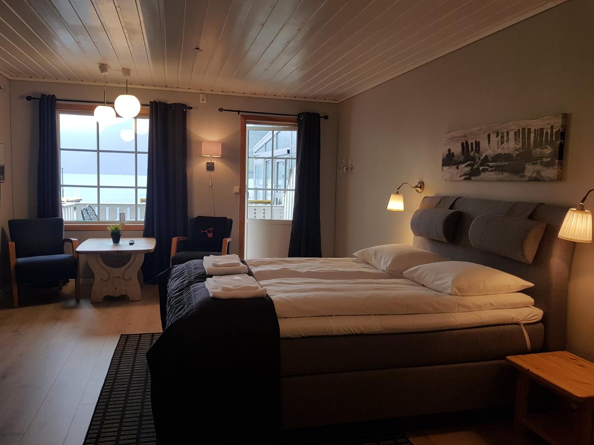 Double Room with fjord view photo 3