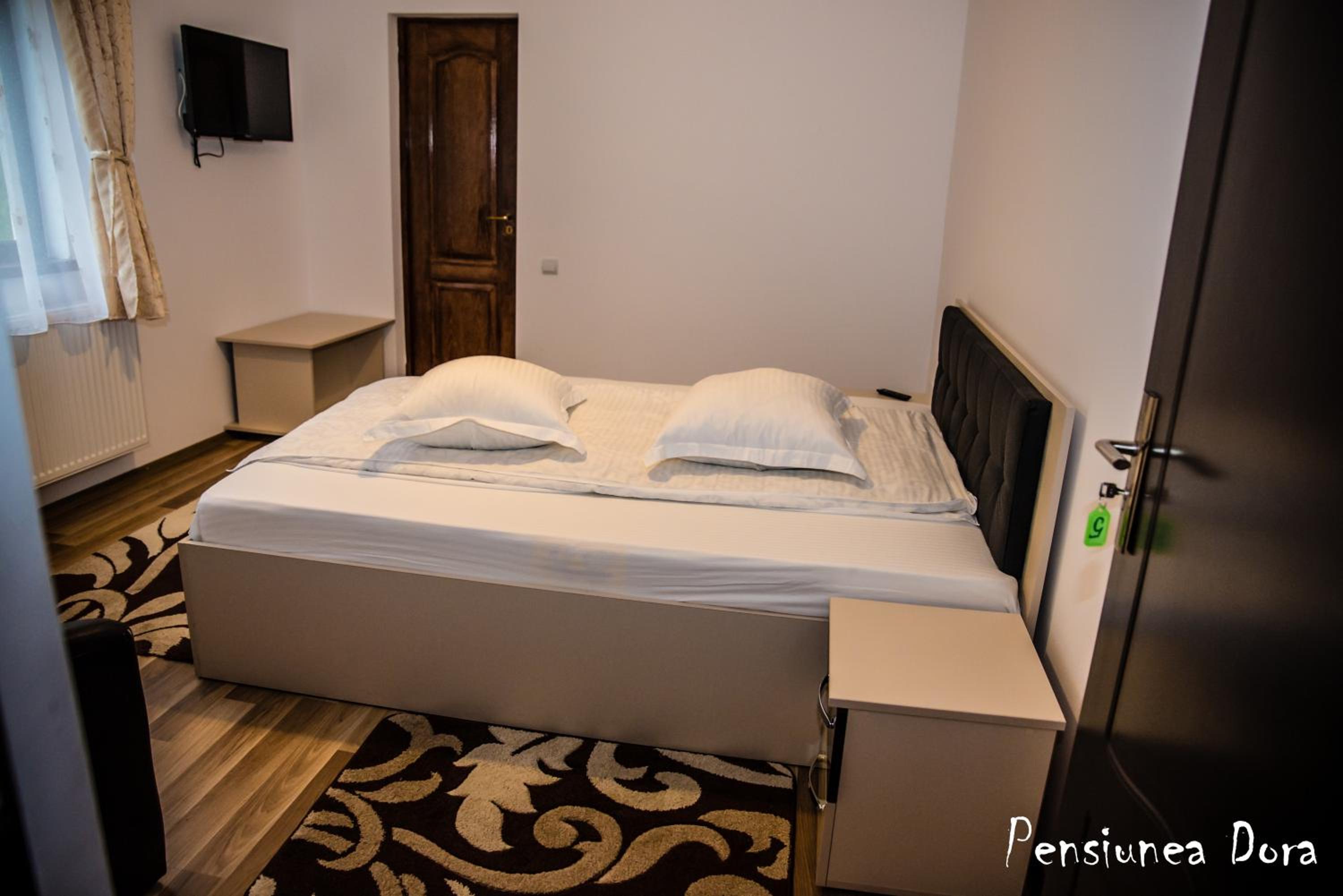 Double Room with Private Bathroom photo 1