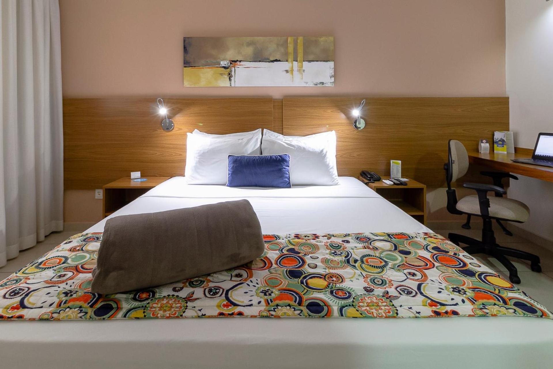 Queen Room - Disability Access photo 3