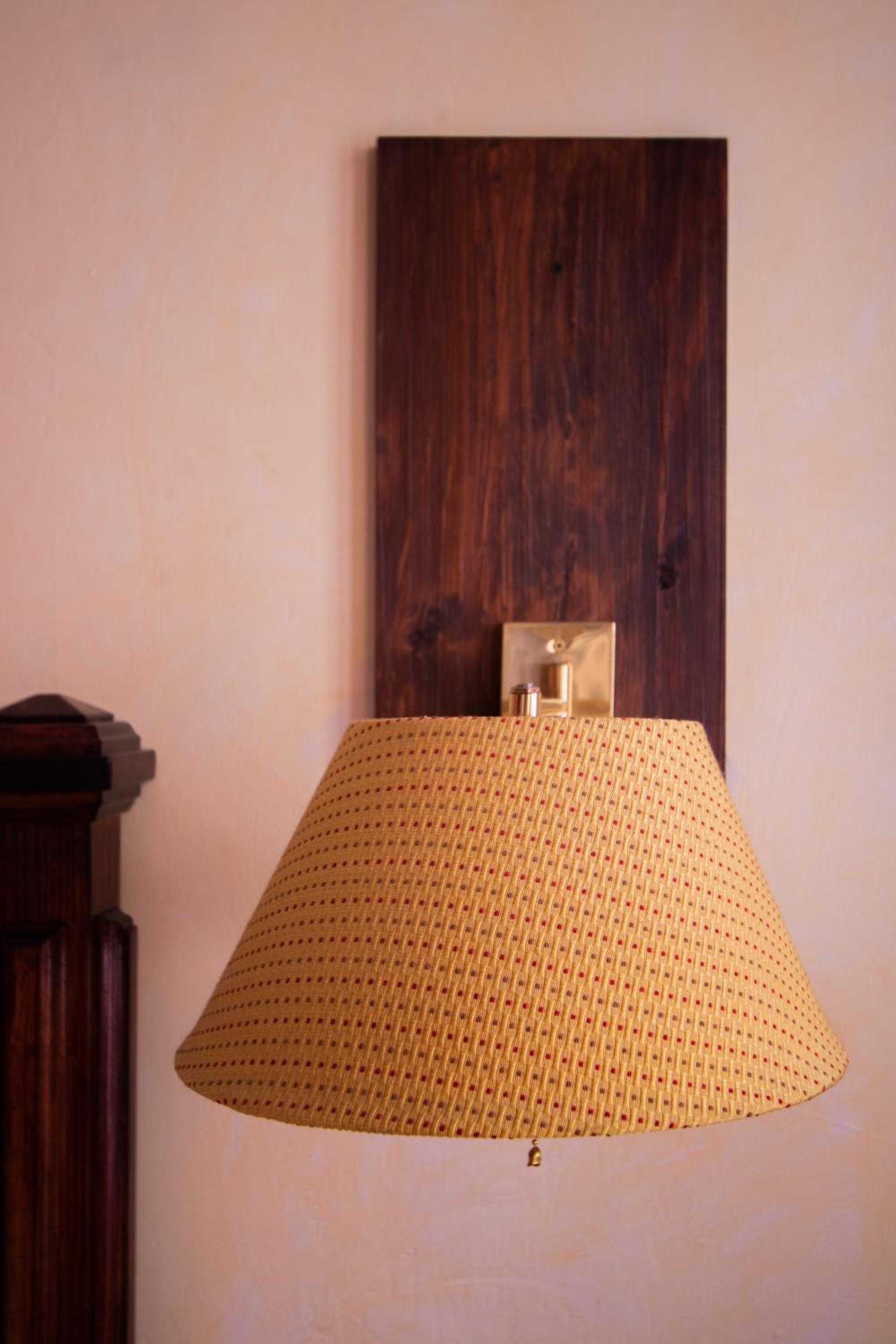 Deluxe King Room - Photo 14