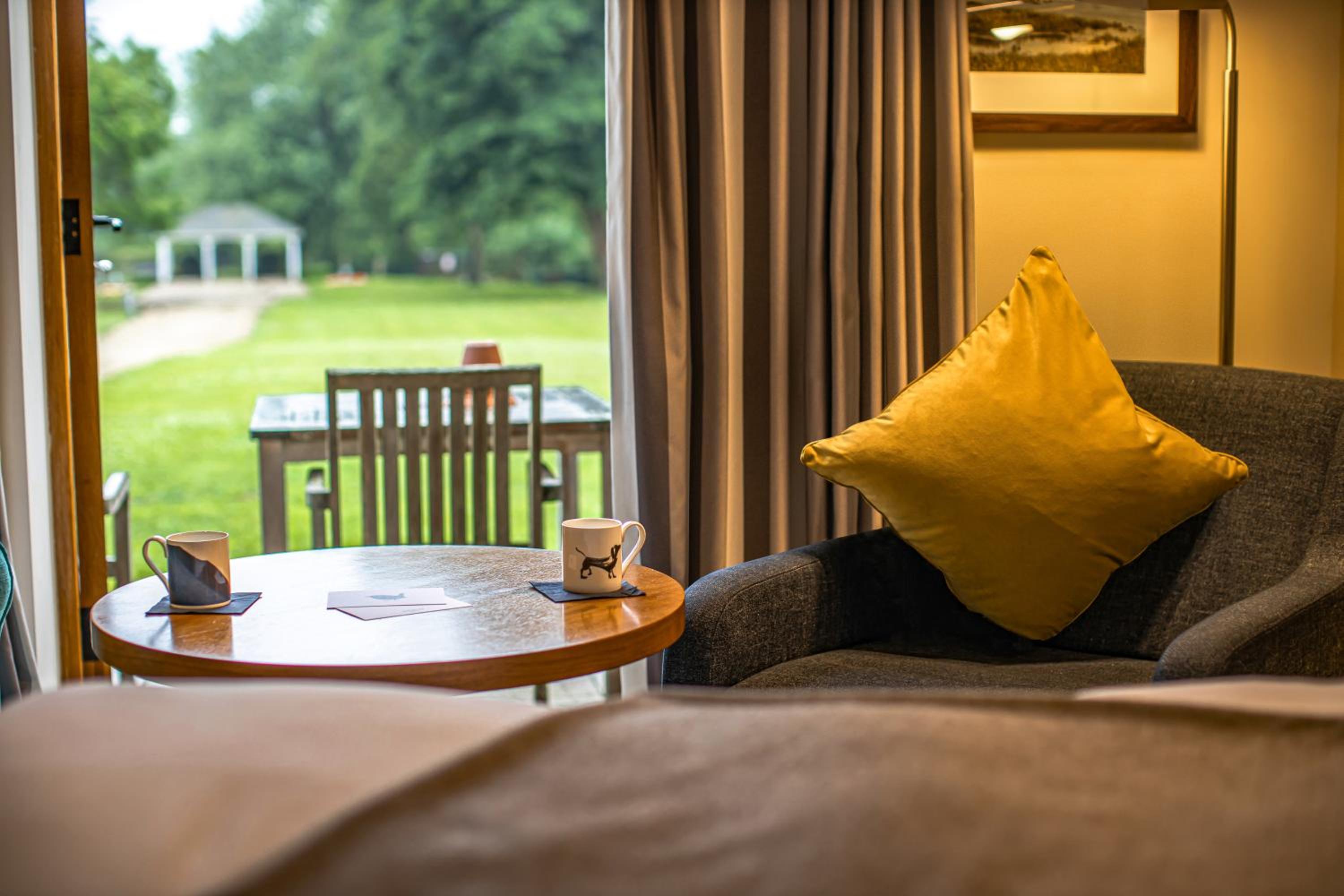Premium King Room with River View - Photo 1