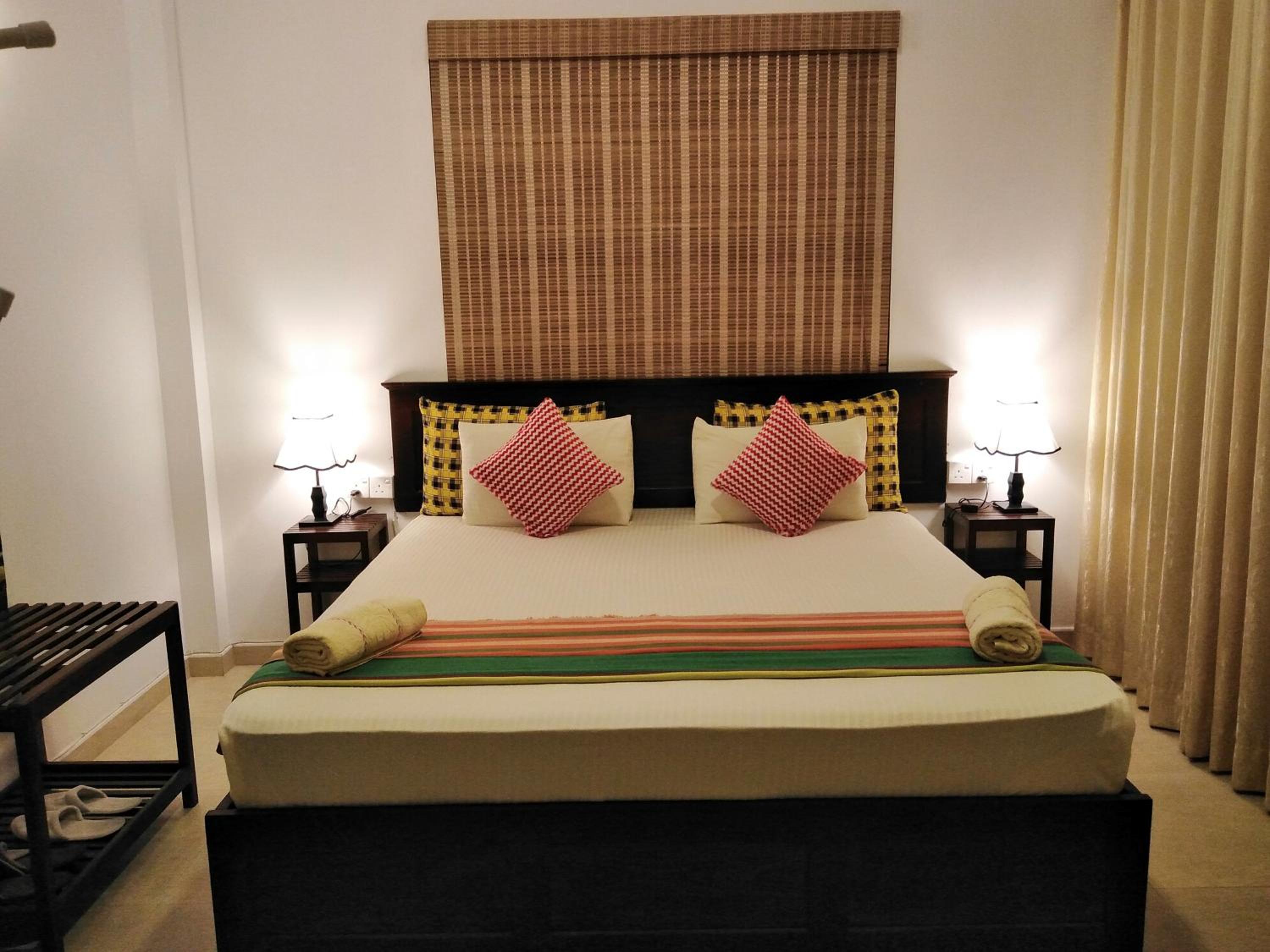 Deluxe Double Room with Balcony photo 1