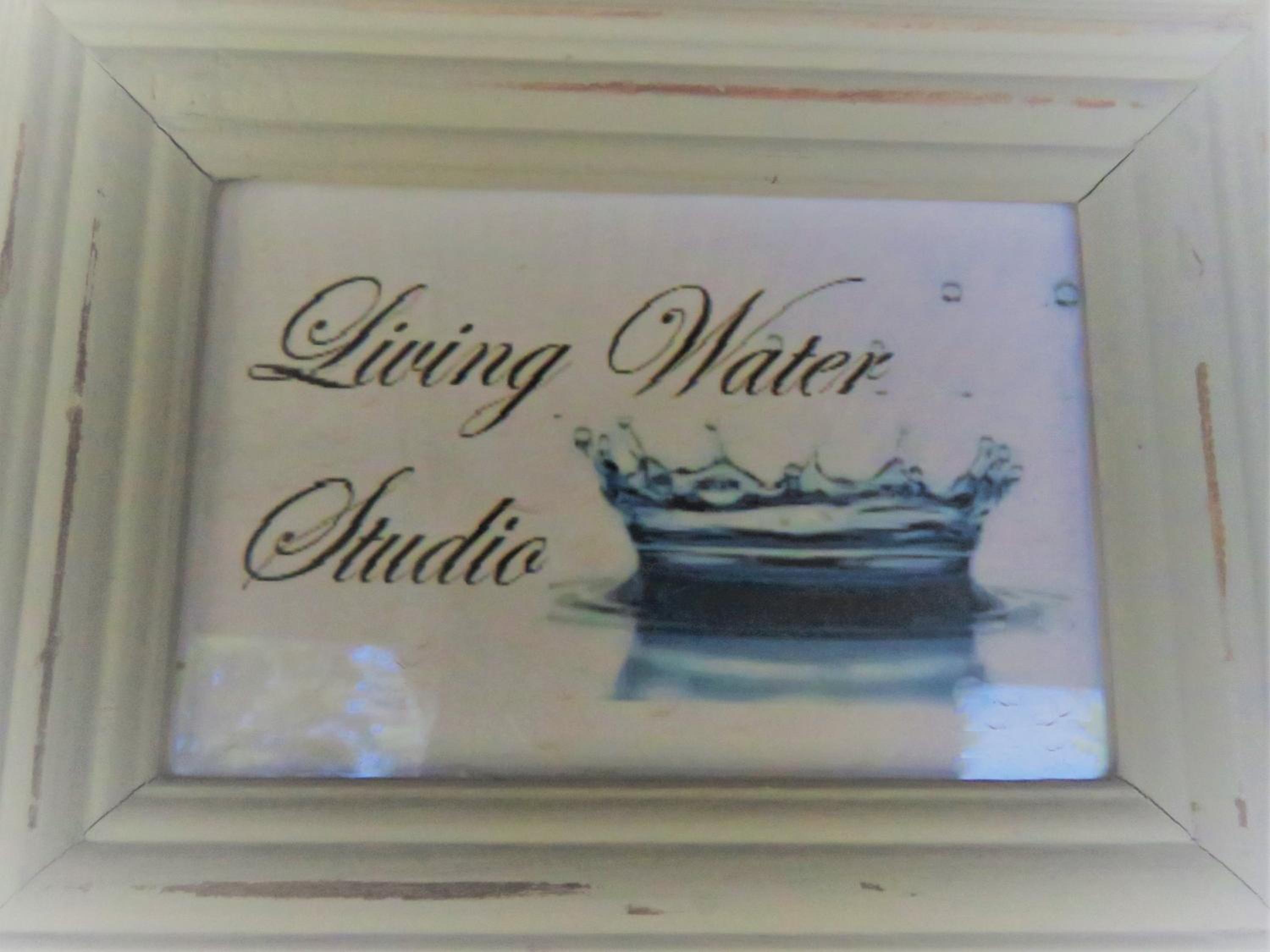 Studio - Photo 21