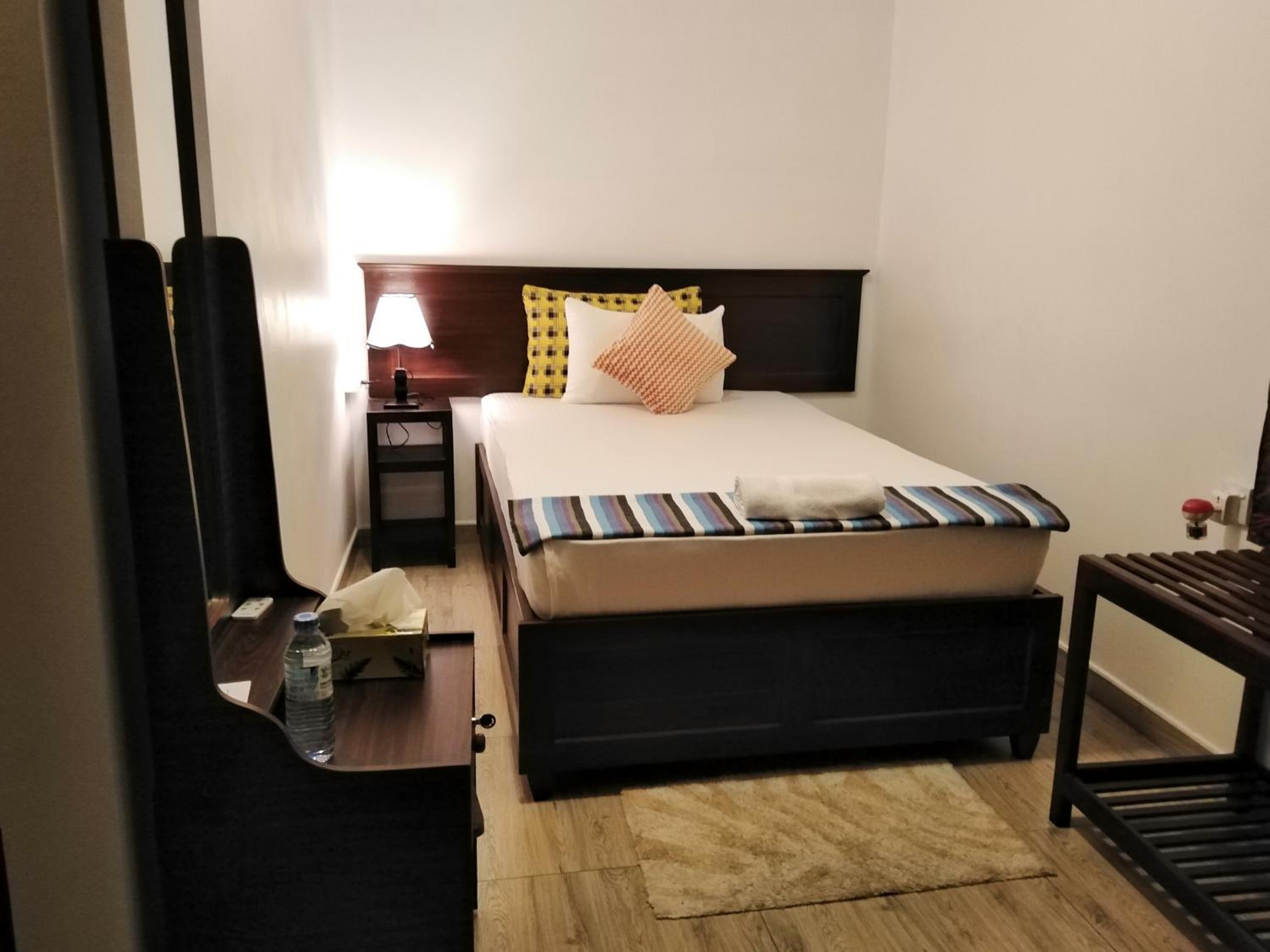 Deluxe Single Room with Fan photo 1